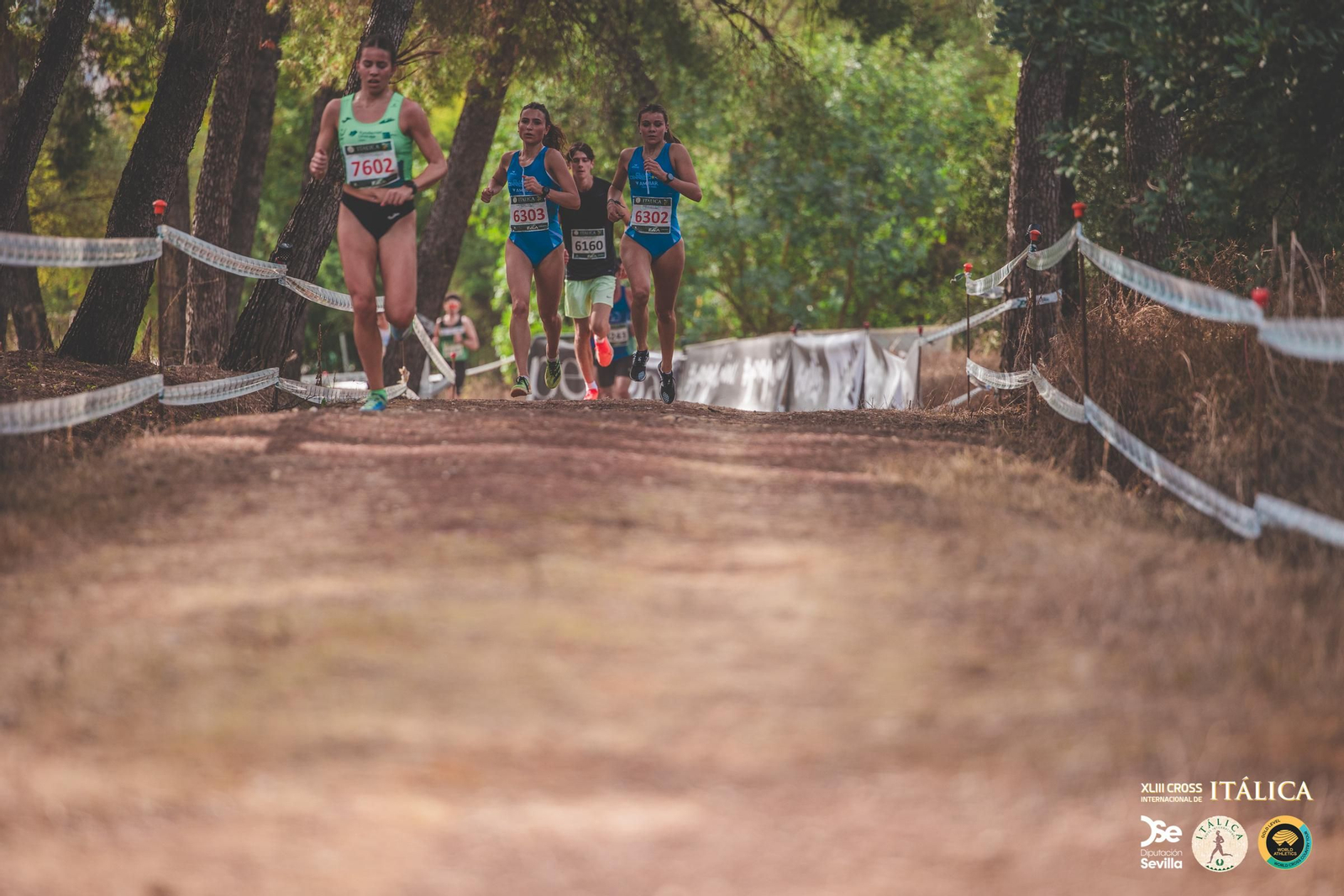 Búscate en las fotos del Cross de Itálica 2025 | 4