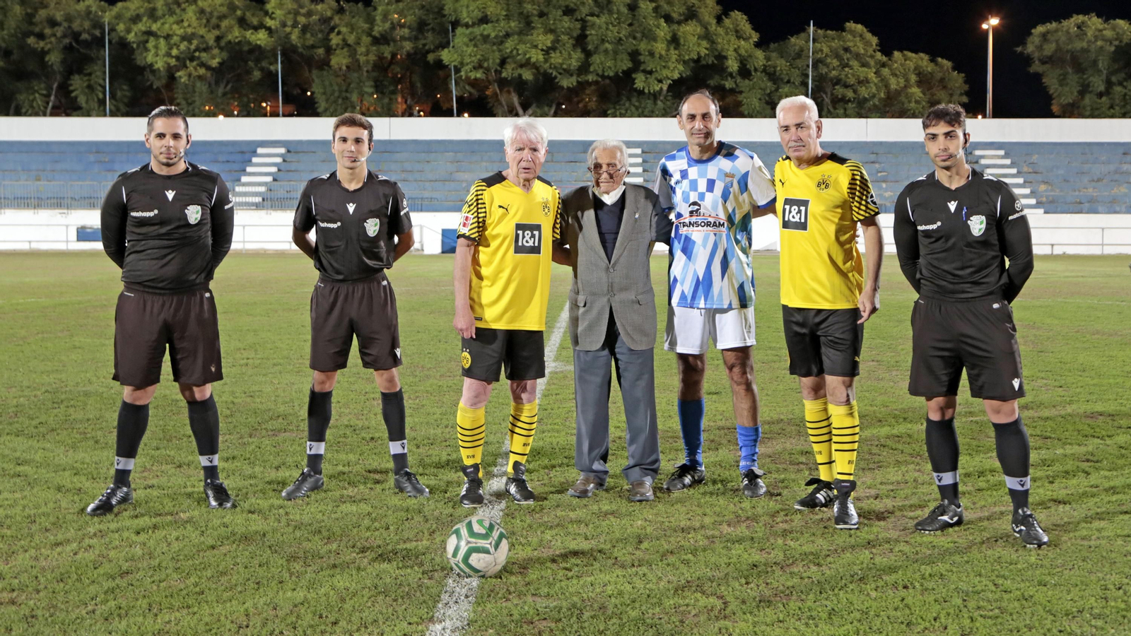 Partido amistoso entre veteranos del Borussia Dortmund y del Xerez CD