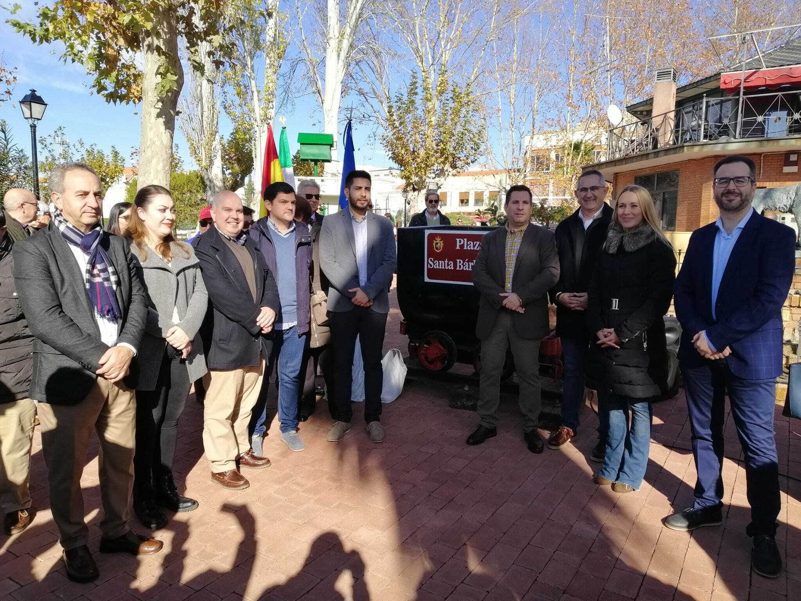 Un momento de la inauguración de la plaza de Santa Bárbara tras su reforma integral.