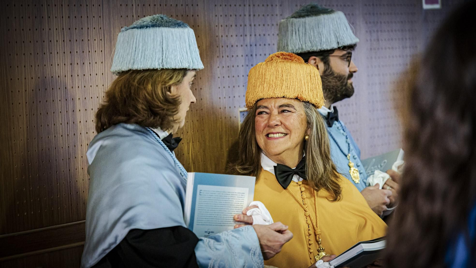 Las mejores imágenes del acto de investidura de doctorados por la UCA