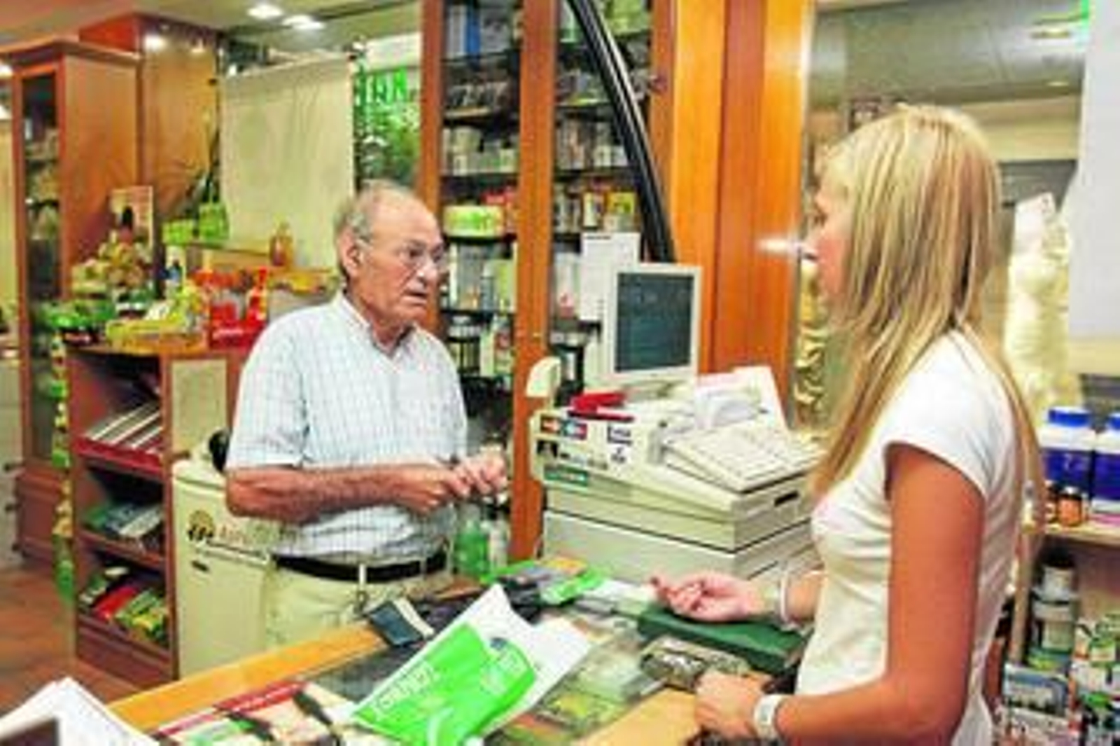 La UGR y la empresa Red del Sur ofrecen sus servicios para adaptar los programas de gestión.