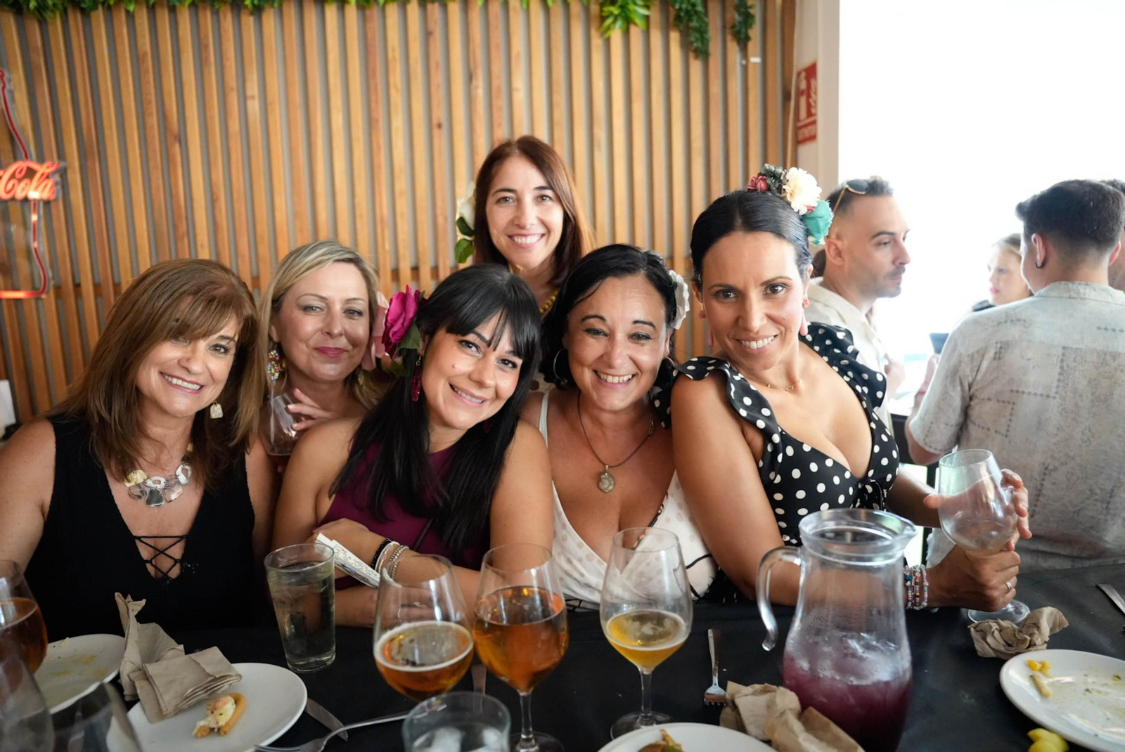 Los almerienses disfrutan del martes en la Feria del Mediodía