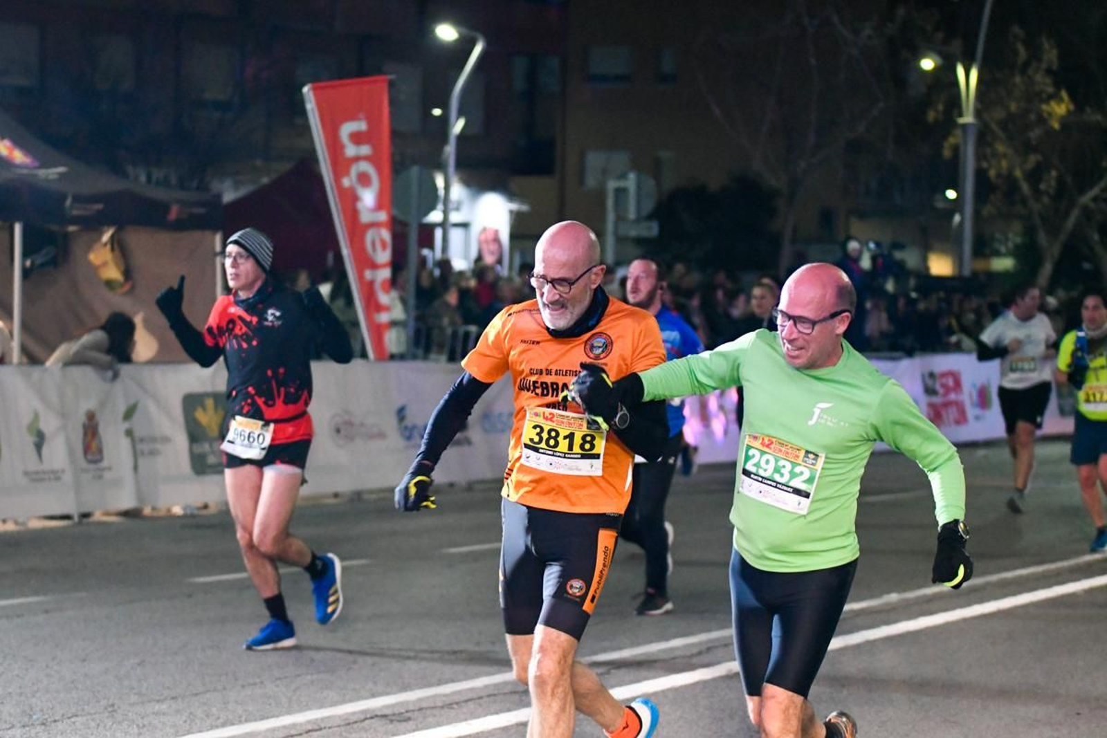 En imágenes: búscate en tu llegada a meta de la Carrera de San Antón 2025 (6)