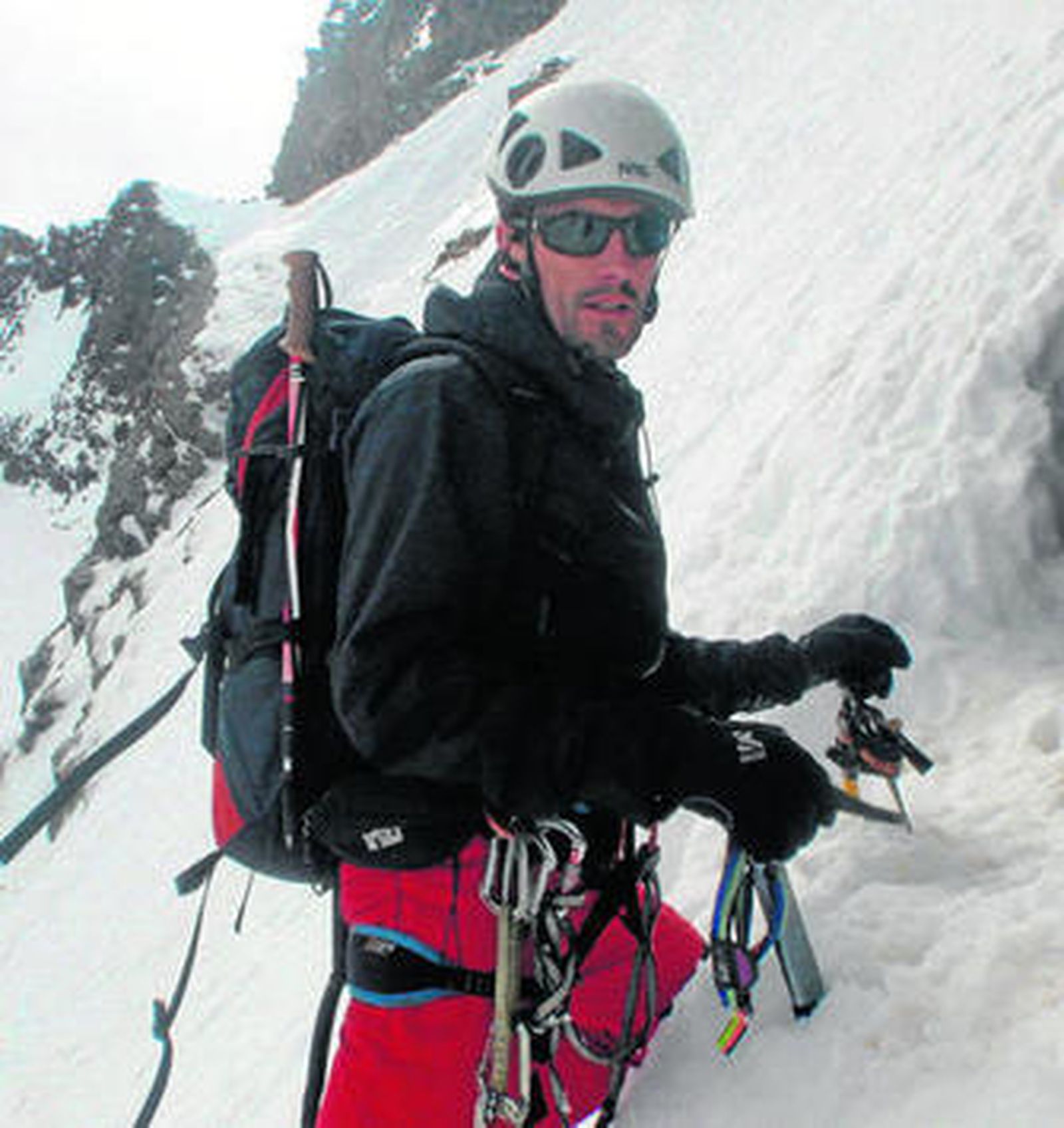 Enrique Osiel, único gaditano en el proyecto andaluz del Dhaulagiri, afronta su primera escalada de un ochomil.