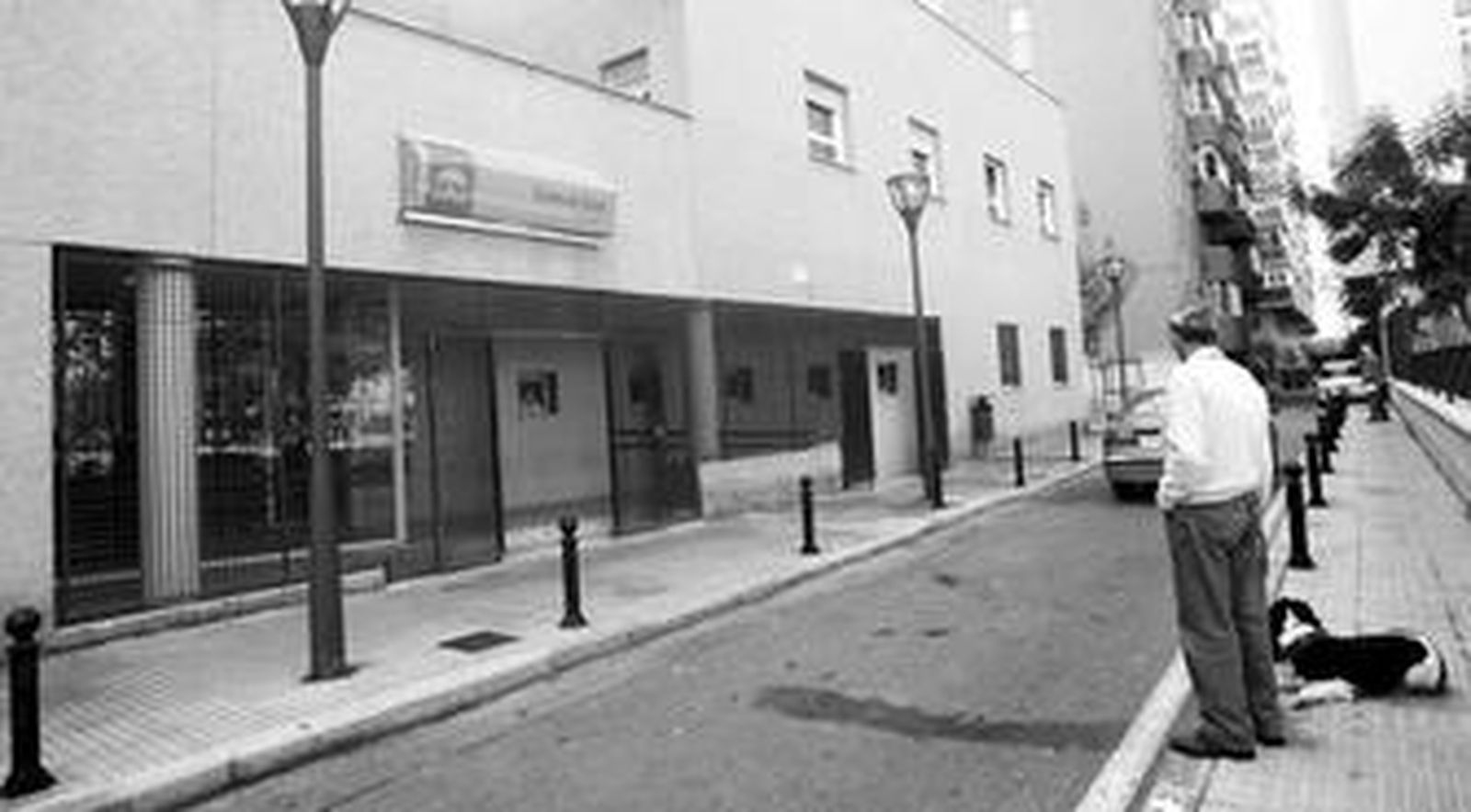 El disputado local está situado en la planta baja del centro de salud de La Laguna.