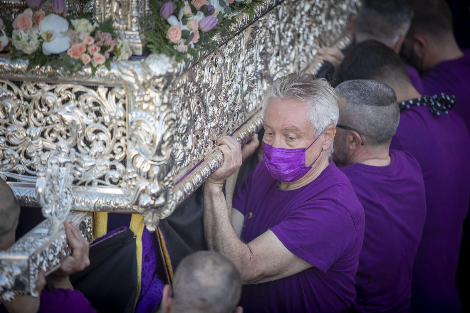 Las imágenes de la cofradía de Columna en la Semana Santa de Cádiz 2022