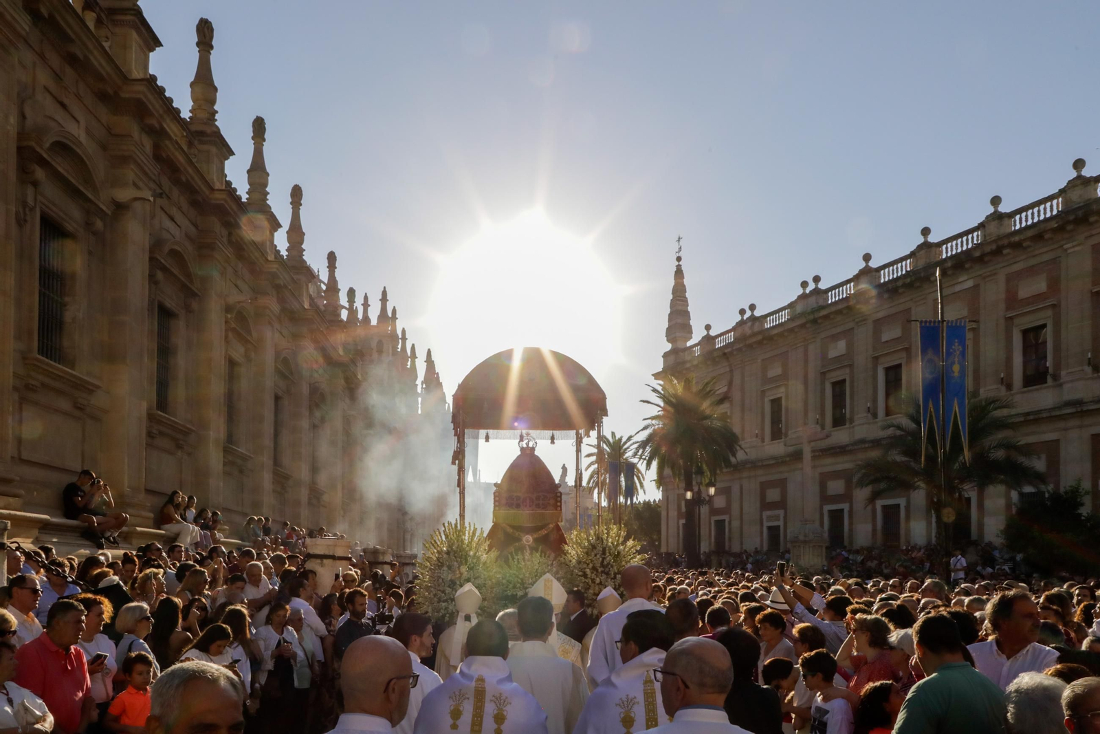 Procesión de la Virgen de los Reyes, Sevilla