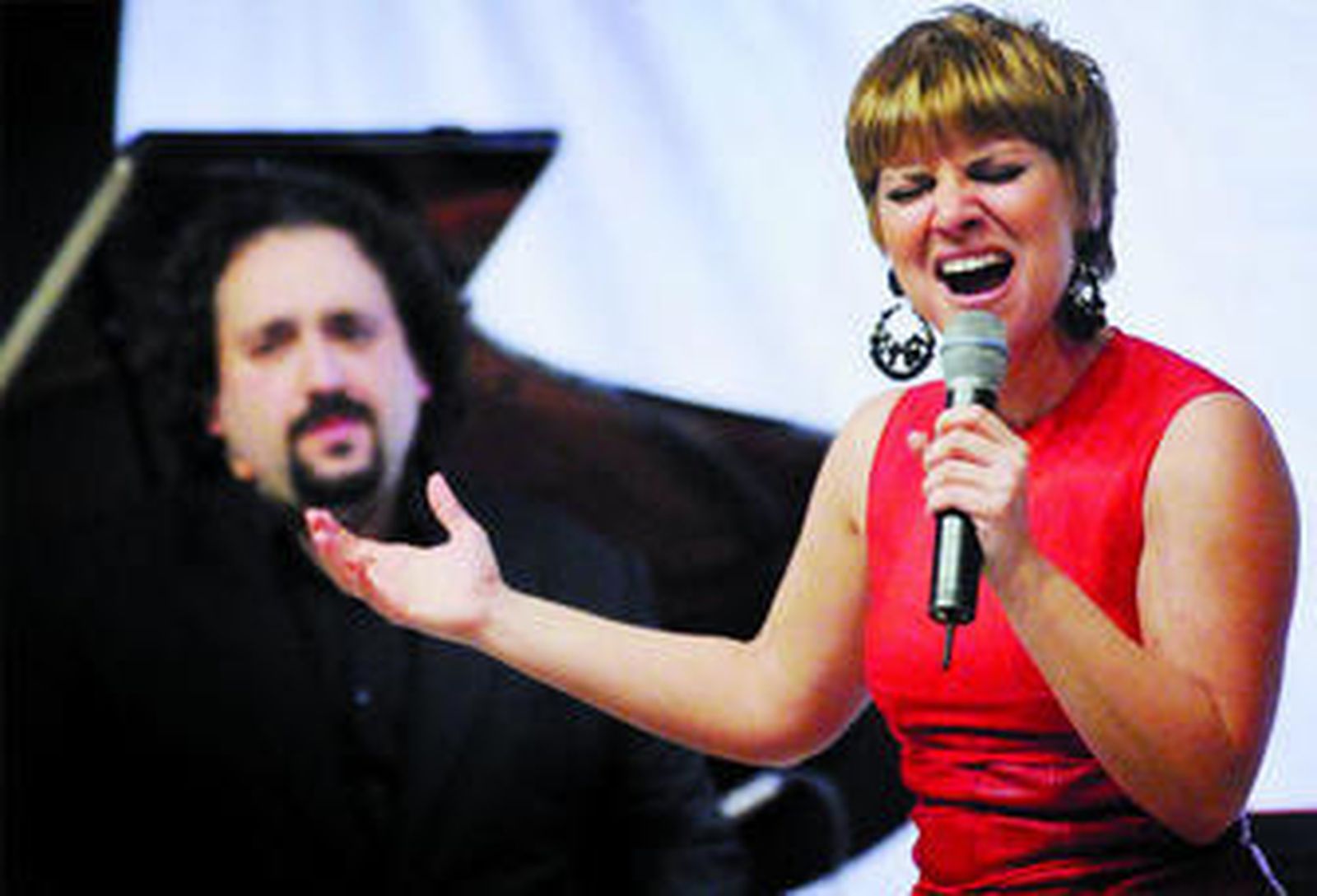 El tango de Pasión Vega en Aranjuez