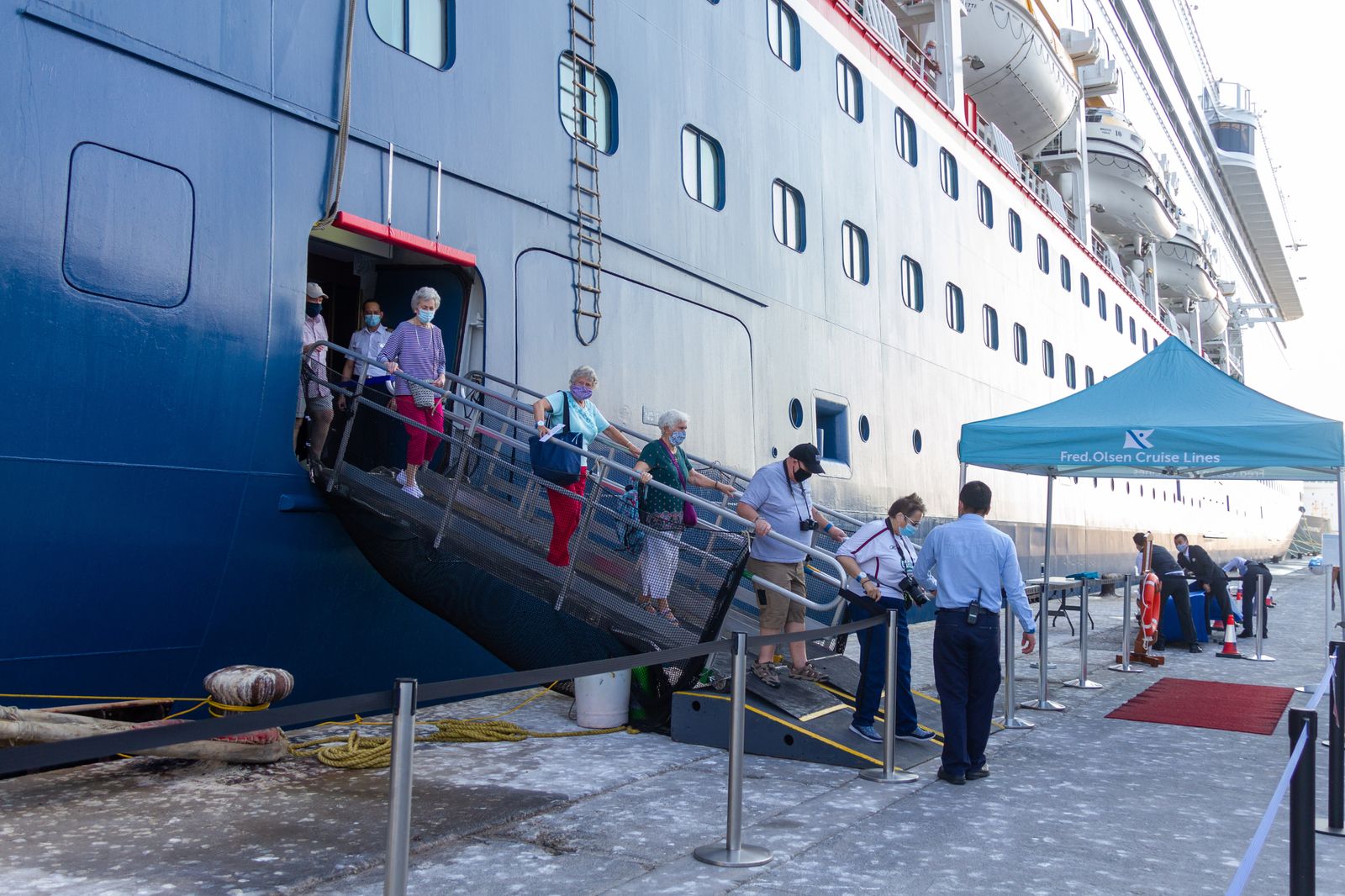 Así ha sido la llegada de los primeros cruceristas al Puerto de Motril tras el parón pandémico