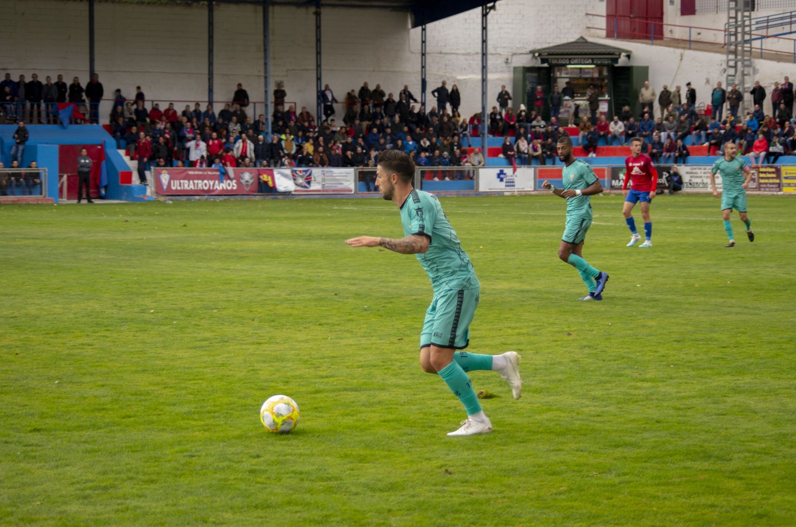 Las mejores fotos del CP Villarrobledo - Algeciras CF