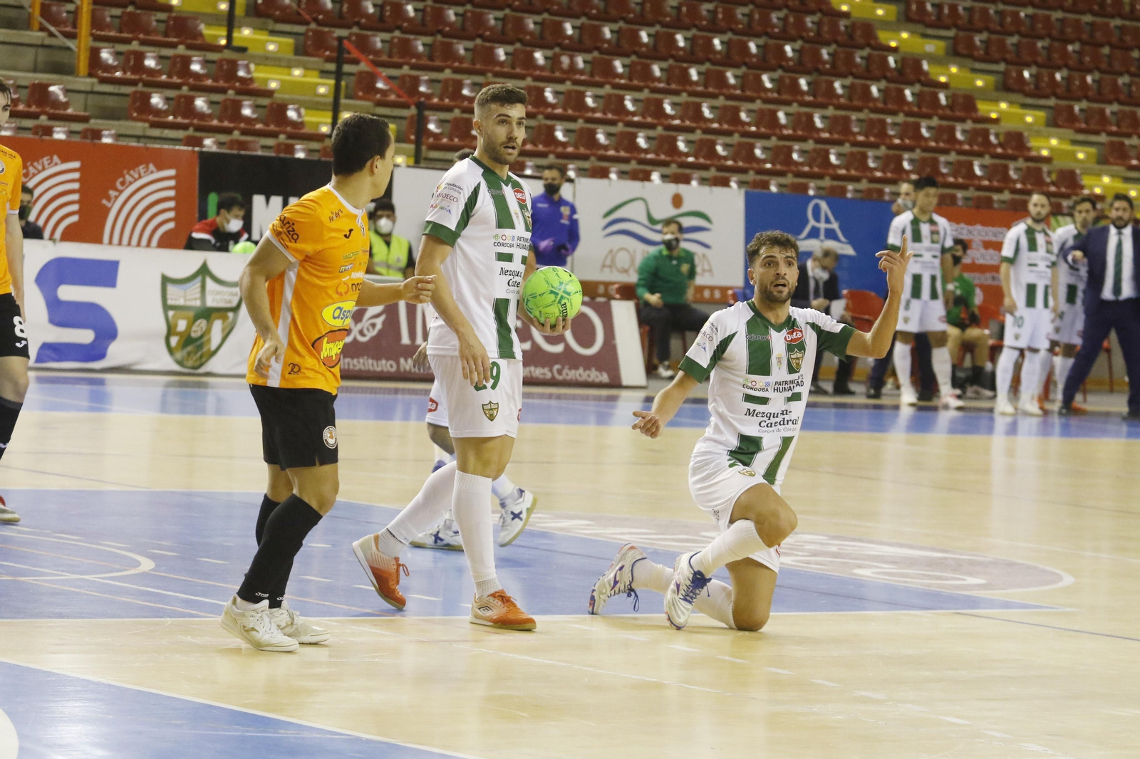 La derrota del Córdoba Futsal ante el Ribera Navarra, en imágenes