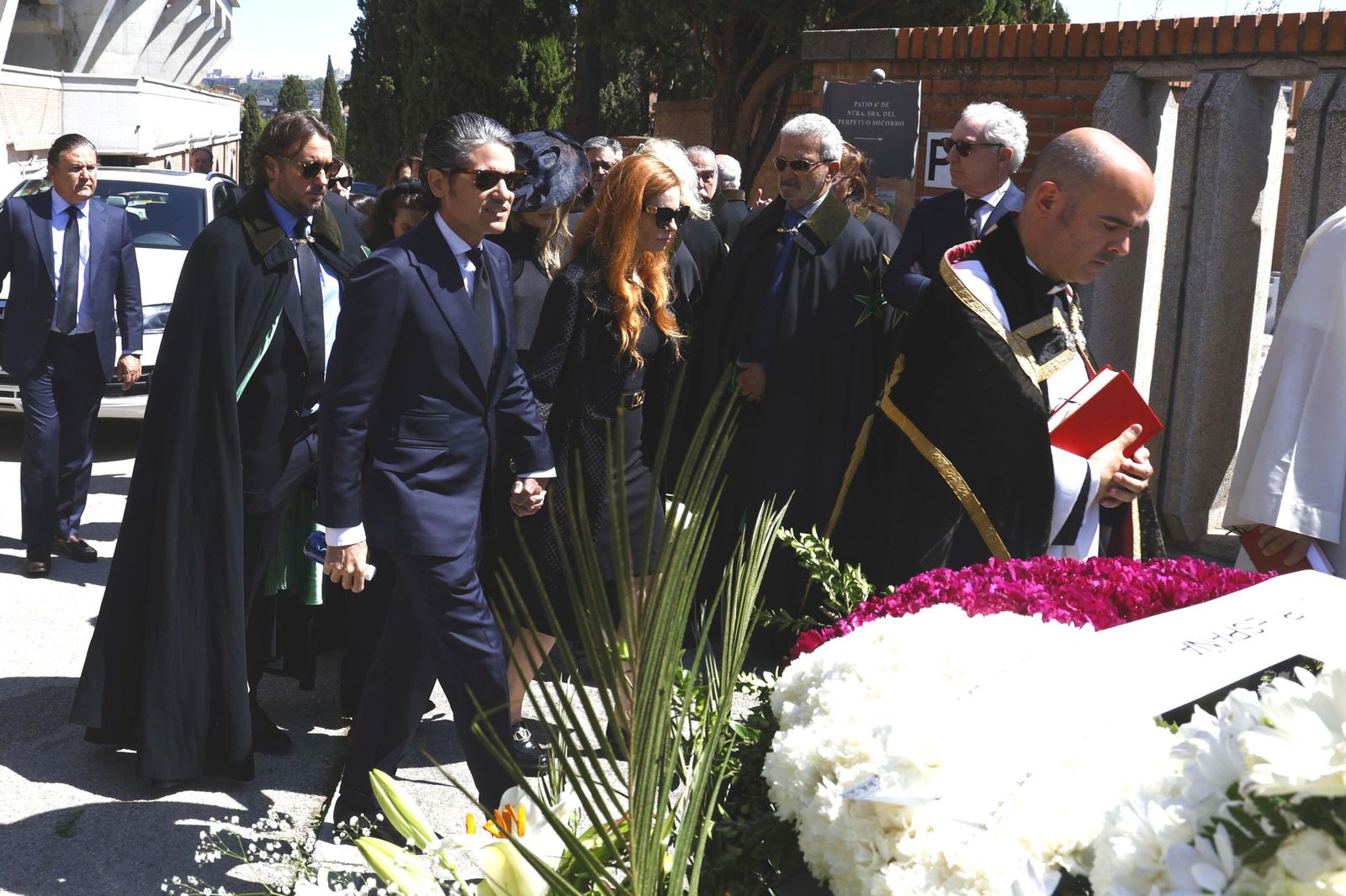 Familiares y amigos despiden a Francisco de Borbón y Escasany, duque de Sevilla: todas las fotos