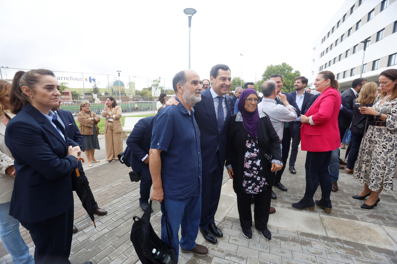 Las mejores imágenes de la entrega de llaves de los apartamentos para mayores de Sama Naharro