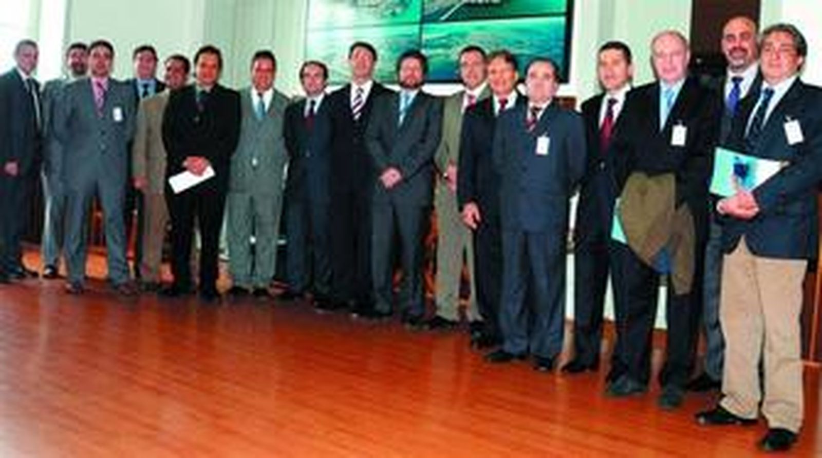 La delegación del Puerto Bahía de Algeciras, ayer, en la fería logística de Brasil.