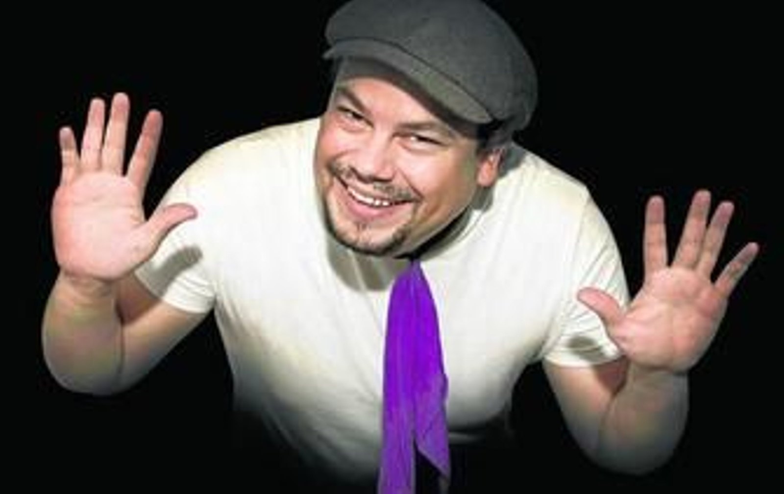 El mago Javier Benítez 'Chango' actúa esta noche en el Festival Internacional de Magia de GranHada.