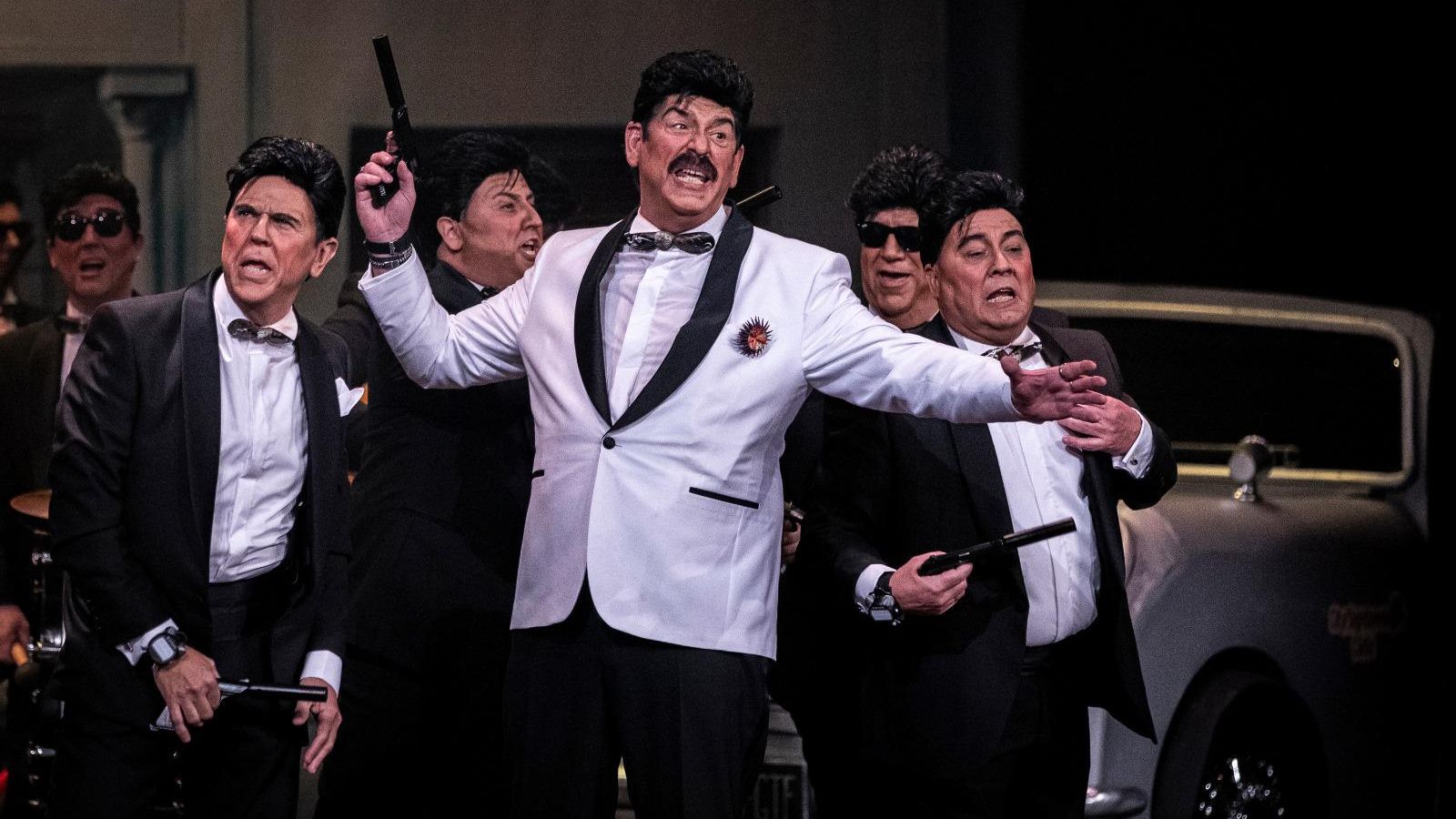 La chirigota 'Los James Bond que da gloria verlos', en 2025.