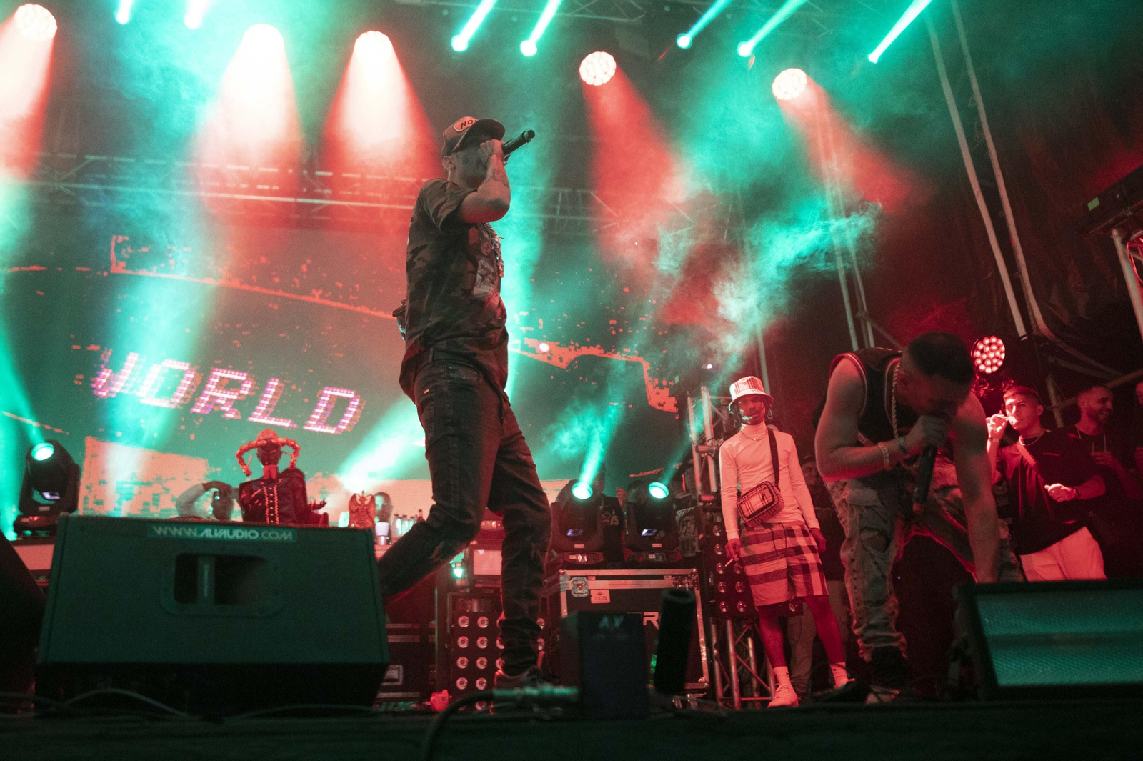 Yung Beef y La Zowi desatan la locura en el festival Infierno