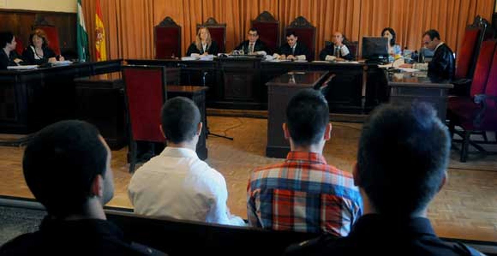 La Fiscalía recurre al TS la condena de los acusados de matar a un sacerdote