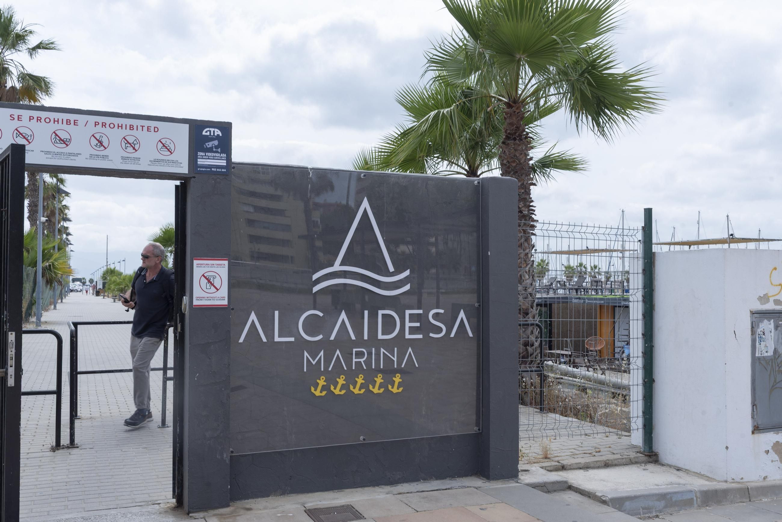 Fotos del puerto deportivo de Marina Alcaidesa en La Línea