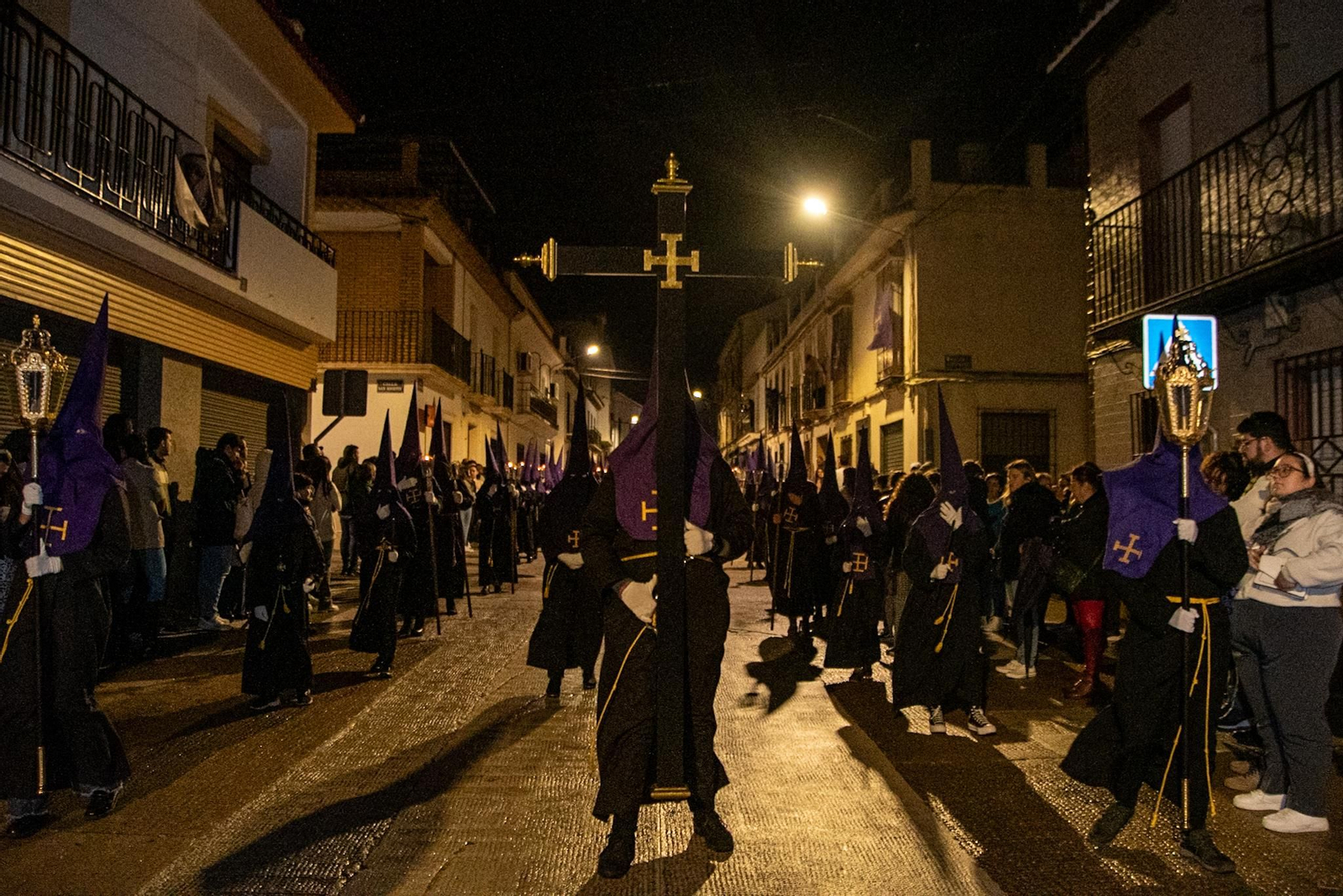 Lunes Santo en Montilla: La procesión del Cristo del Perdón, en imágenes Lunes Santo en Montilla: La procesión del Cristo del Perdón, en imágenes