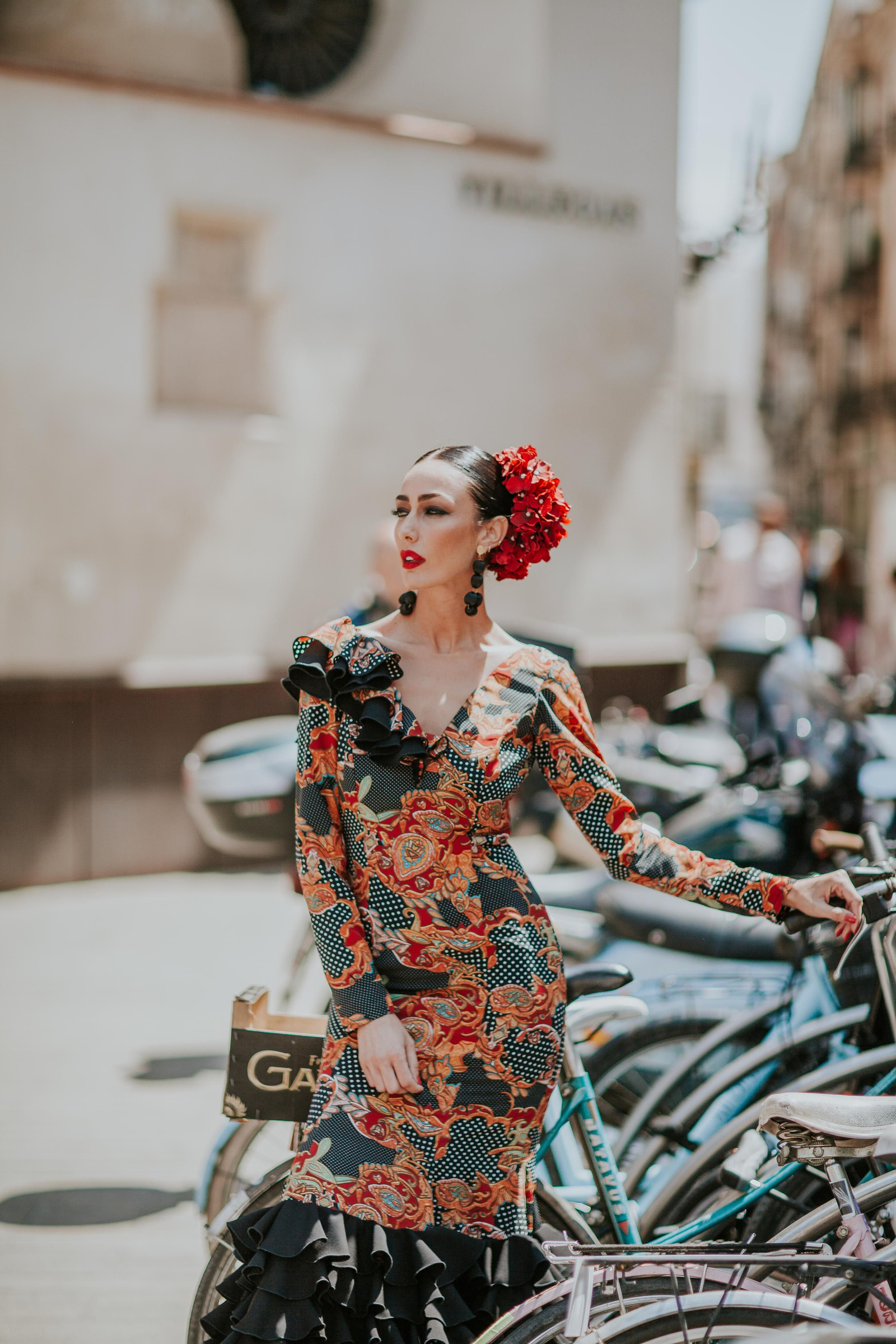 Lola se va al Rocío