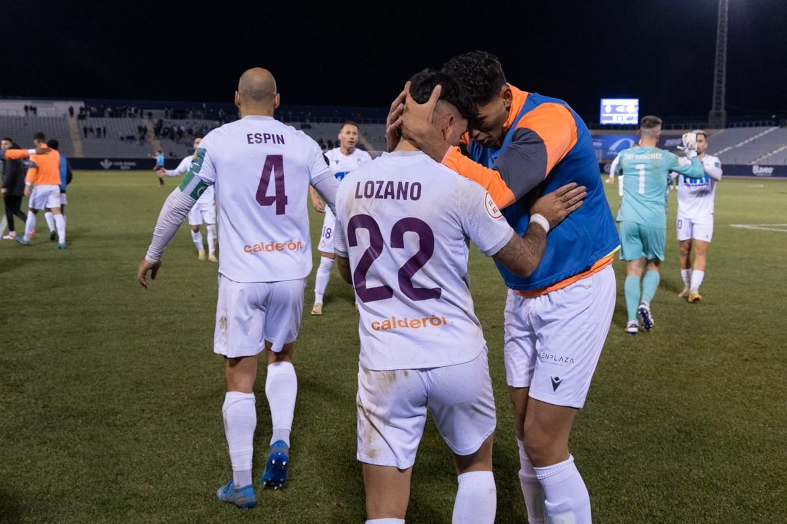 La euforia de la victoria in extremis del Real Jaén ante el Marbellí, en imágenes