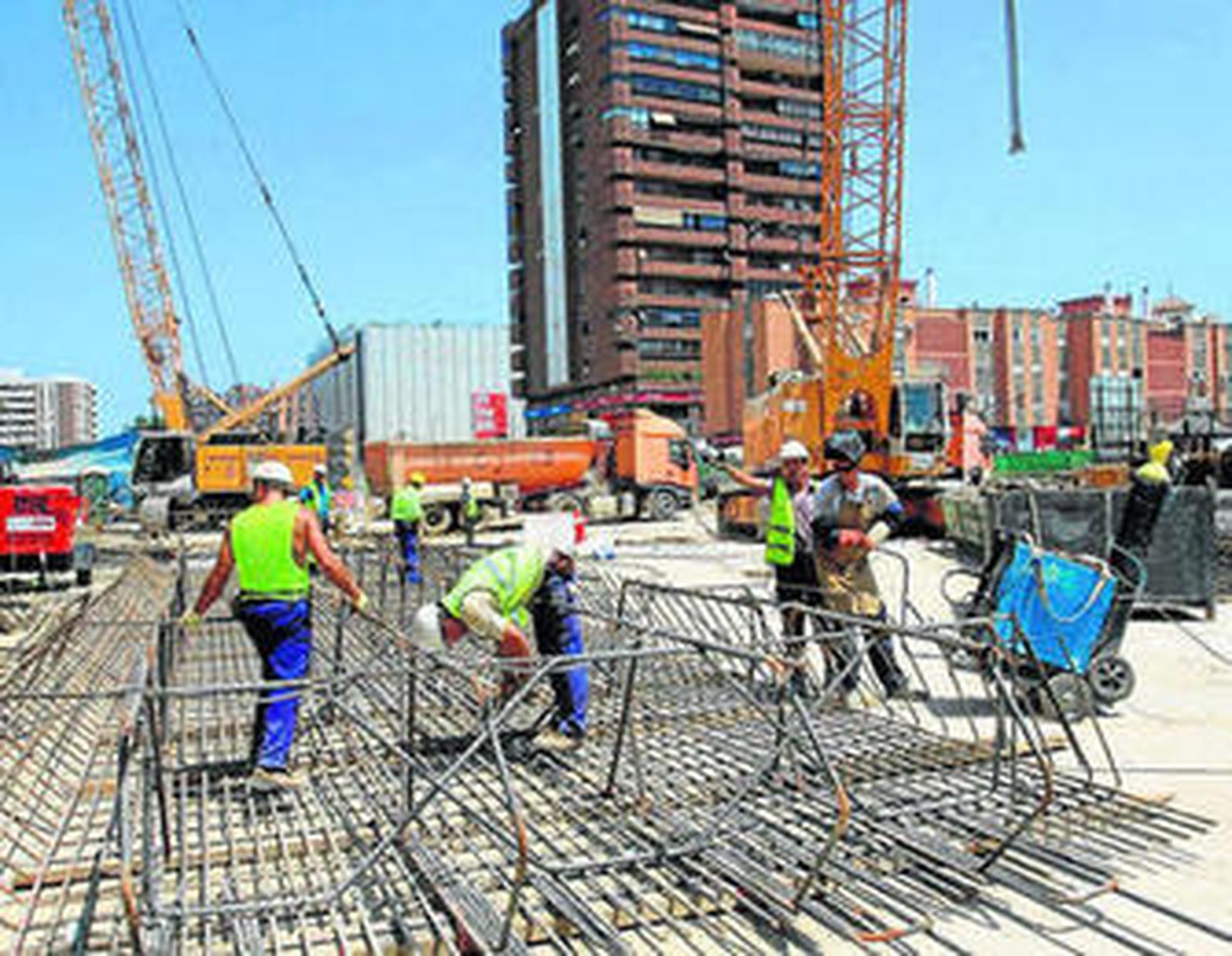 Trabajos de reurbanización del Metro de Málaga, en una imagen de archivo.