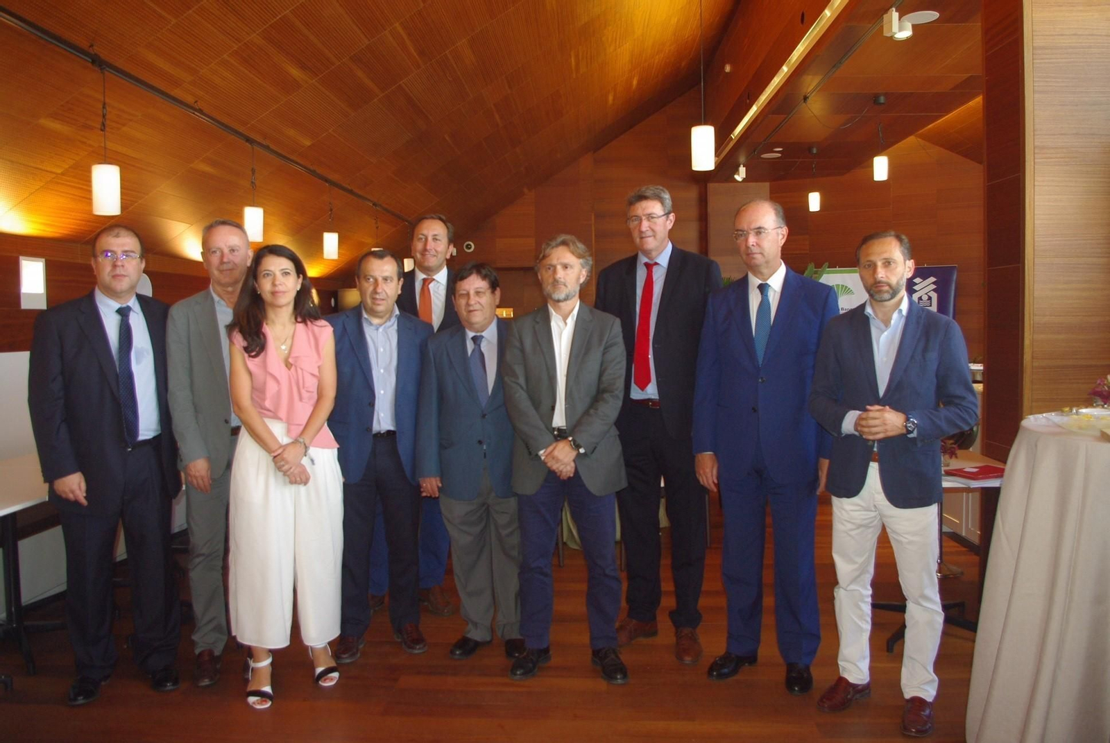 Un momento del almuerzo celebrado ayer organizado por la ACP y Unicaja Banco. Un momento del almuerzo celebrado ayer organizado por la ACP y Unicaja Banco.