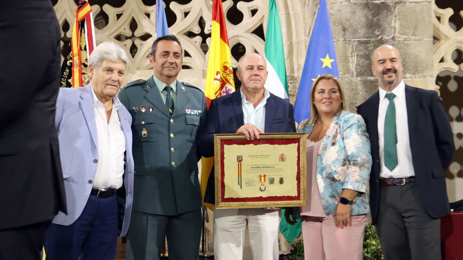 Entrega de medallas de la Asociación Santo Ángel de la Policía Nacional de Jerez