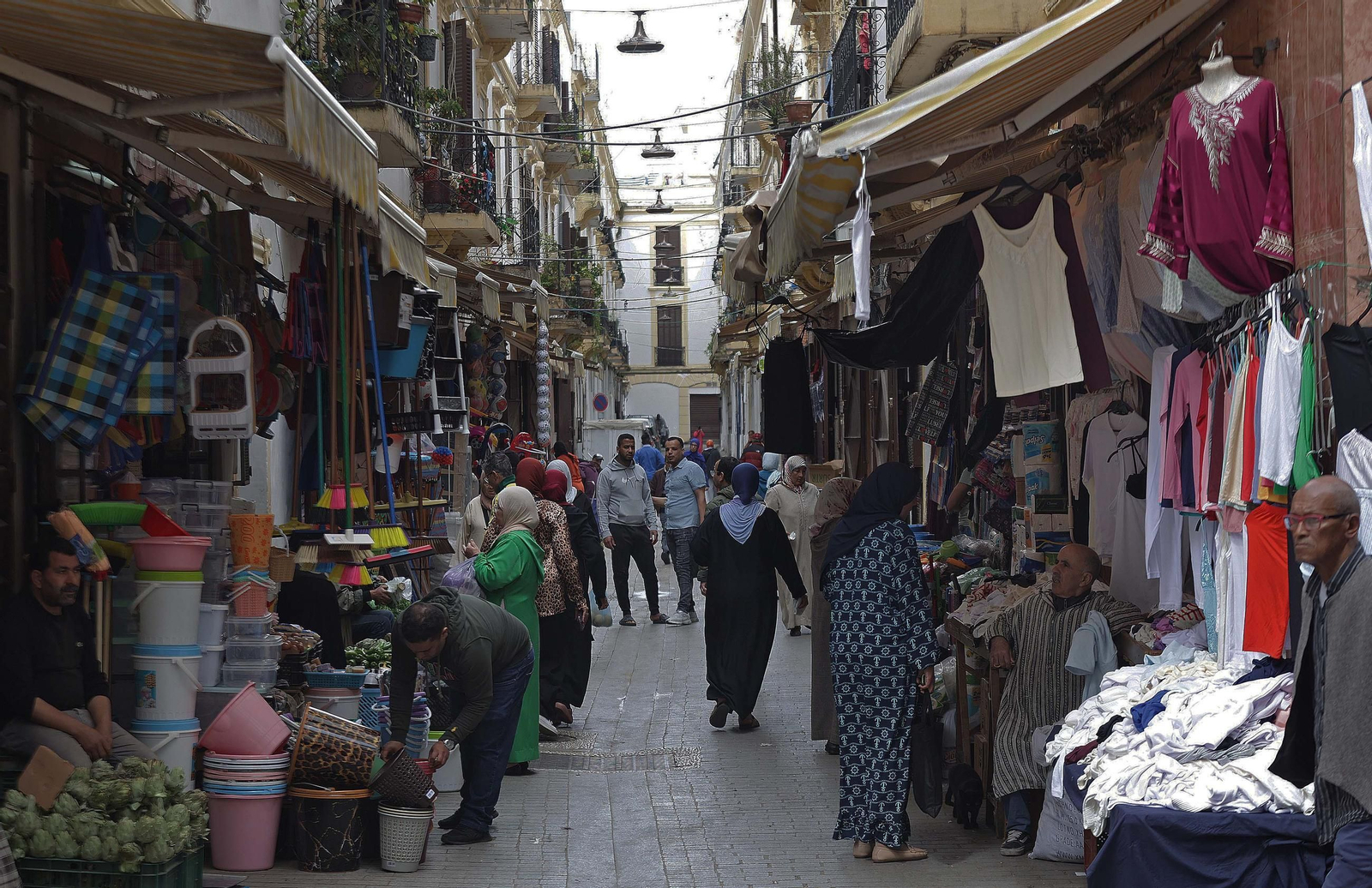 Un paseo por la ciudad de Tánger, en imágenes