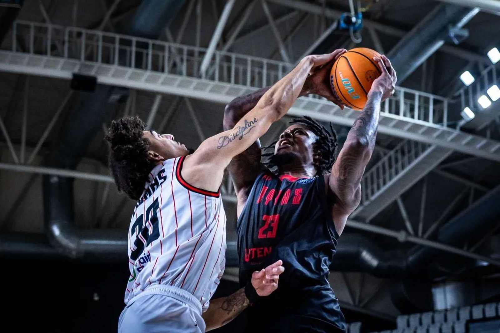 BCL: El Manisa tritura al Rytas y agita el grupo del Unicaja