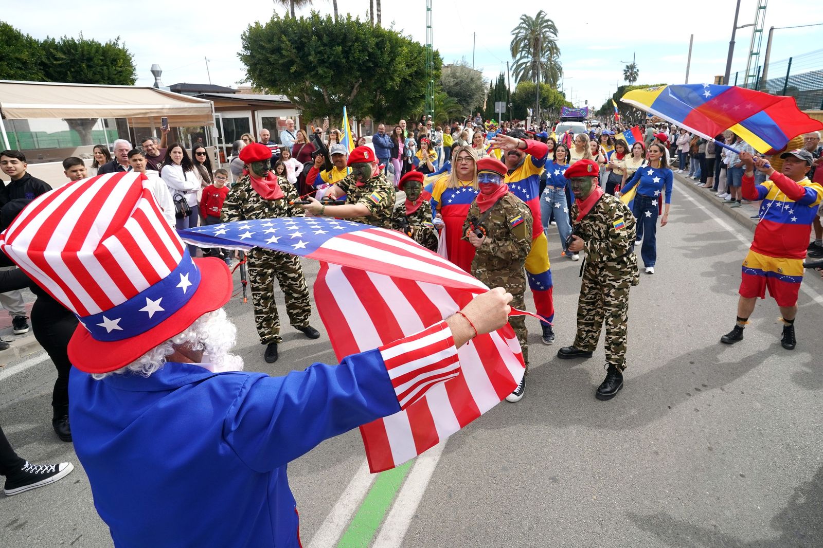 Primer Desfile Mayor de Comparsas