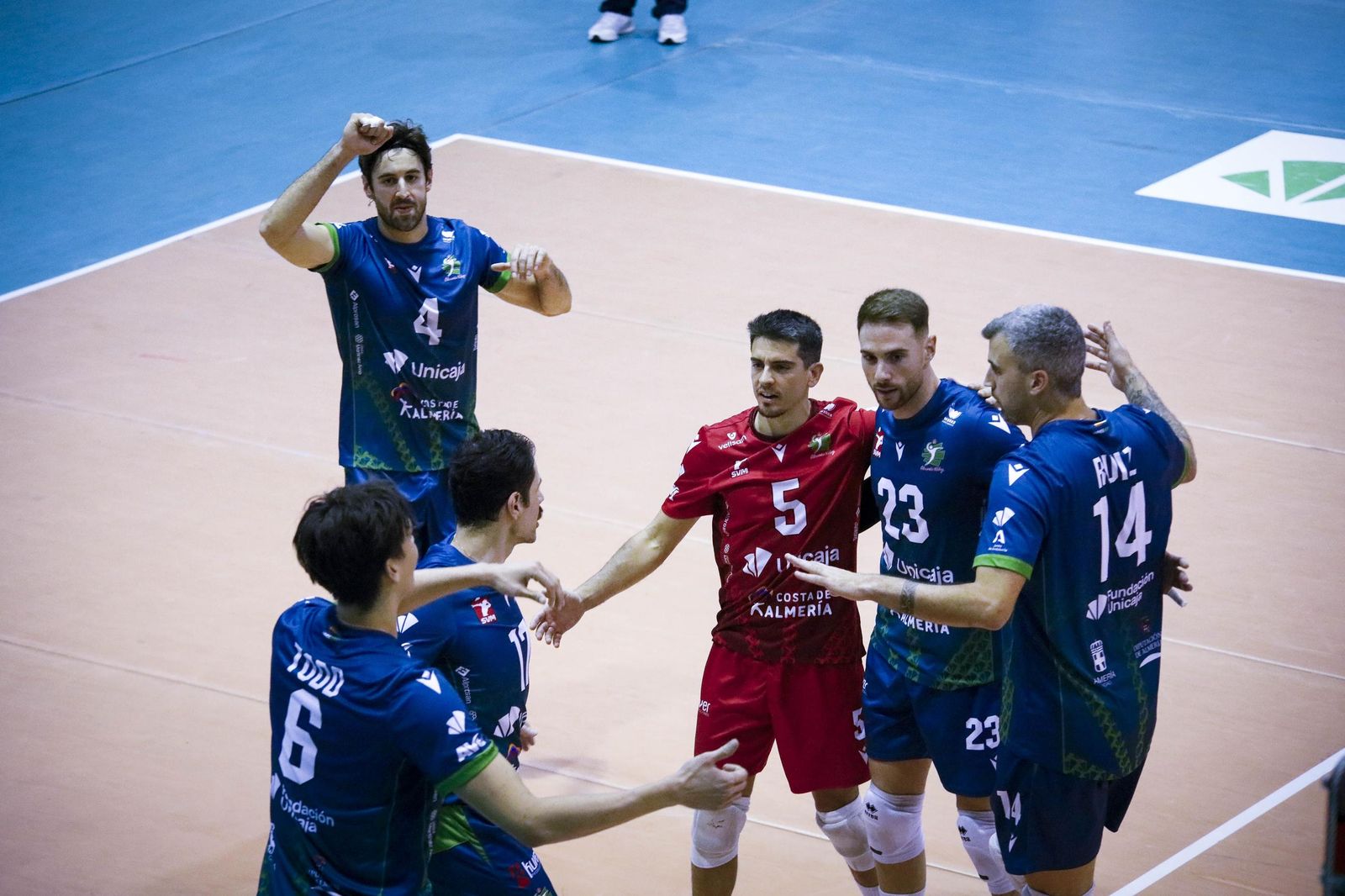 Unicaja Costa de Almería-Arenal Emeve de la Superliga, en imágenes