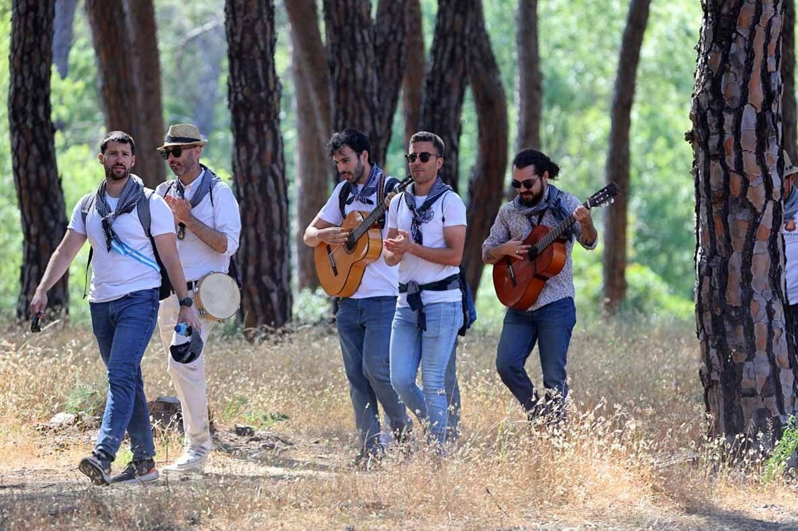 Las mejores imágenes de la Hermandad del Rocío de Huelva en el camino hacia El Rocío