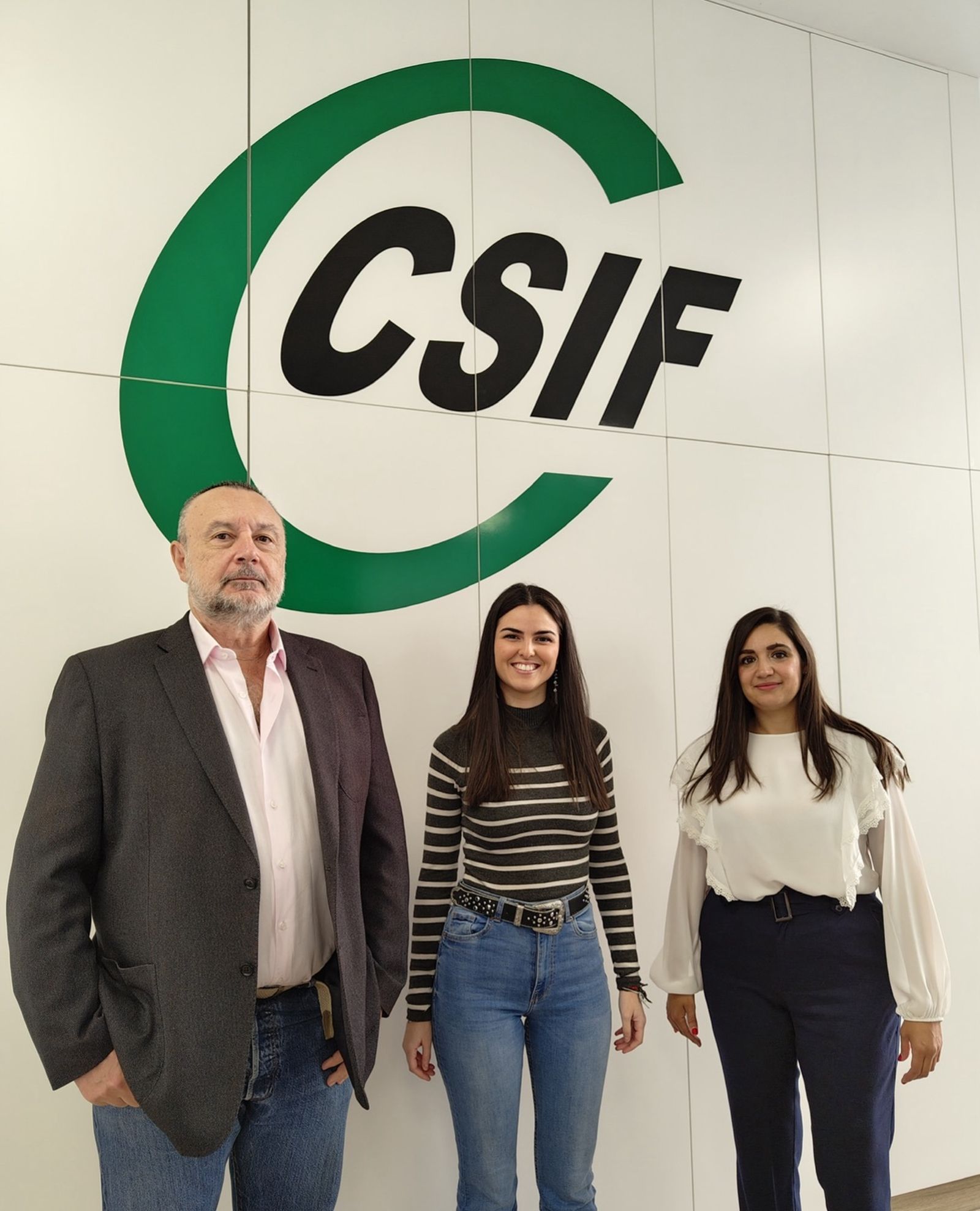 Ana Pérez Dávila (Sevilla), Primer Premio en el III Concurso Nacional de Microrrelatos de CSIF