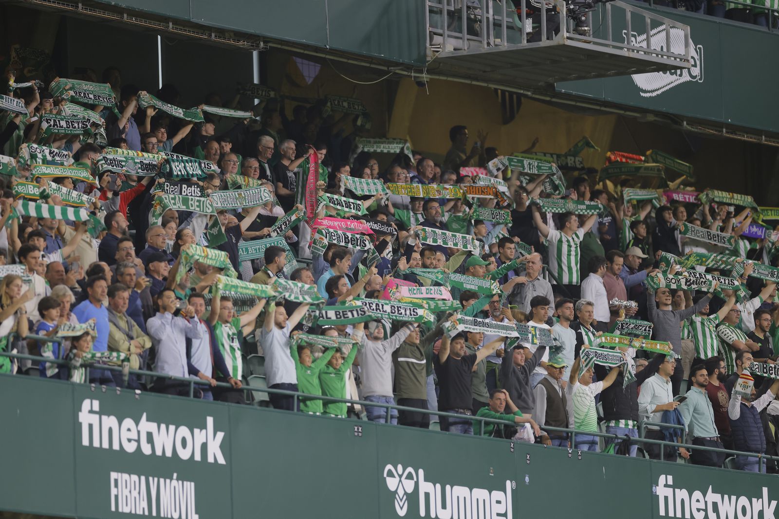 Búscate en las fotos de Betis-Getafe