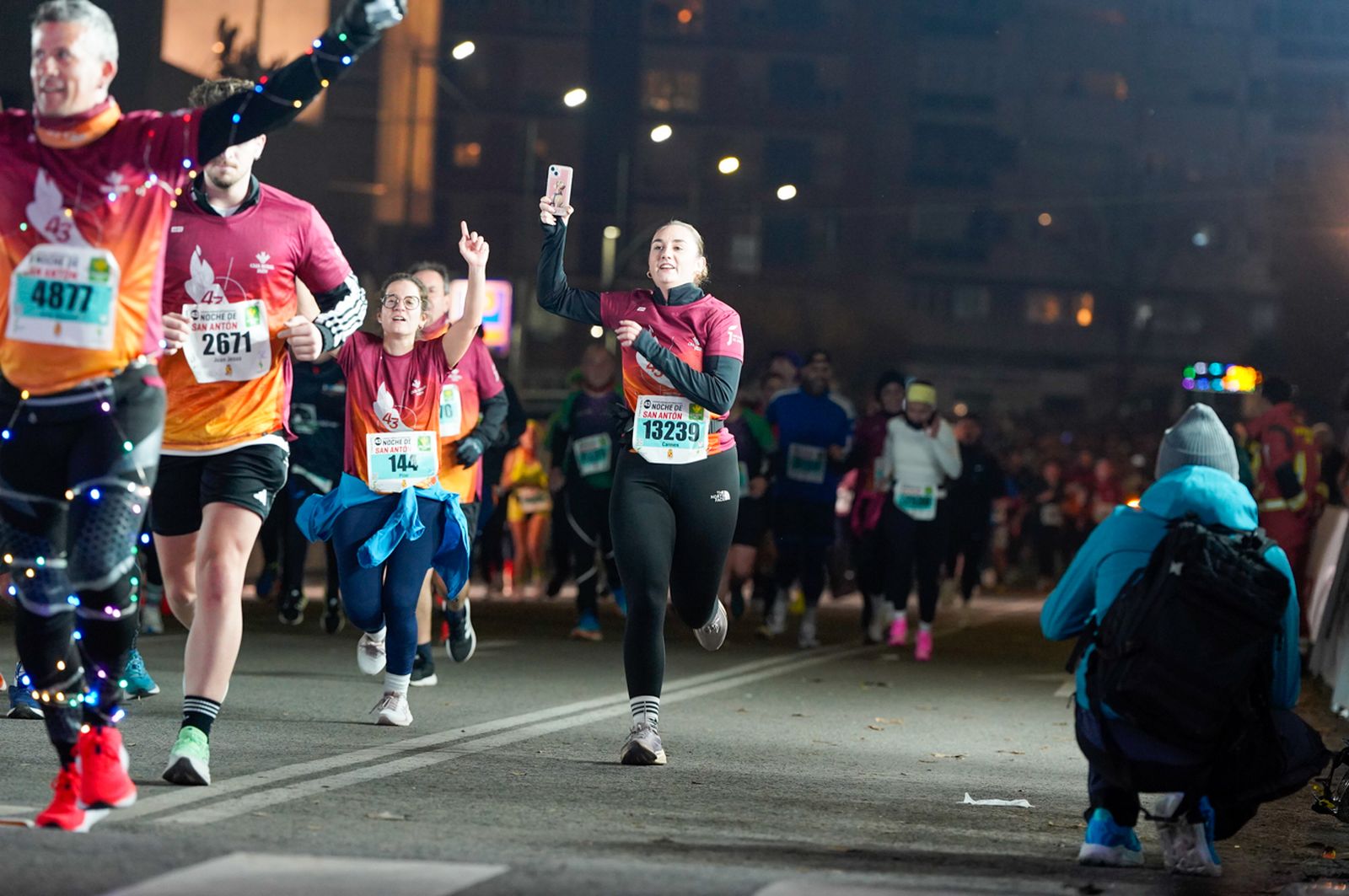 En imágenes: búscate en tu llegada a meta de la Carrera de San Antón 2026 (18)