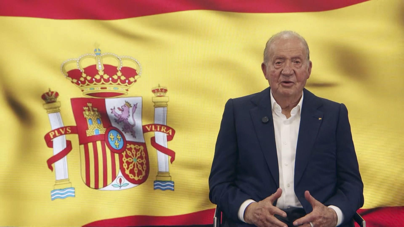 El rey Juan Carlos graba un vídeo con motivo de la presentación de su nuevo libro.