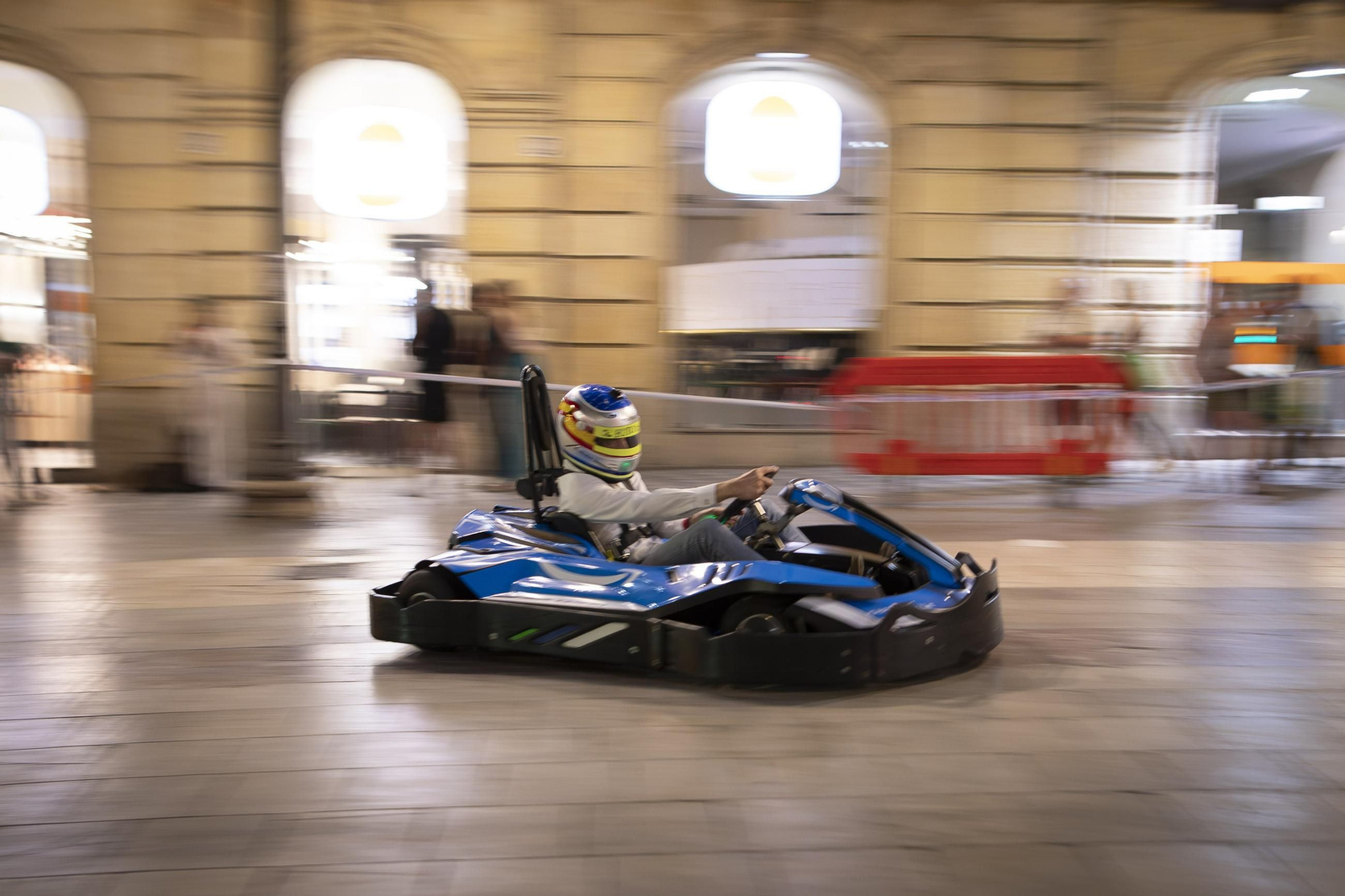Así se probó el circuito urbano de karts de Granada, en imágenes