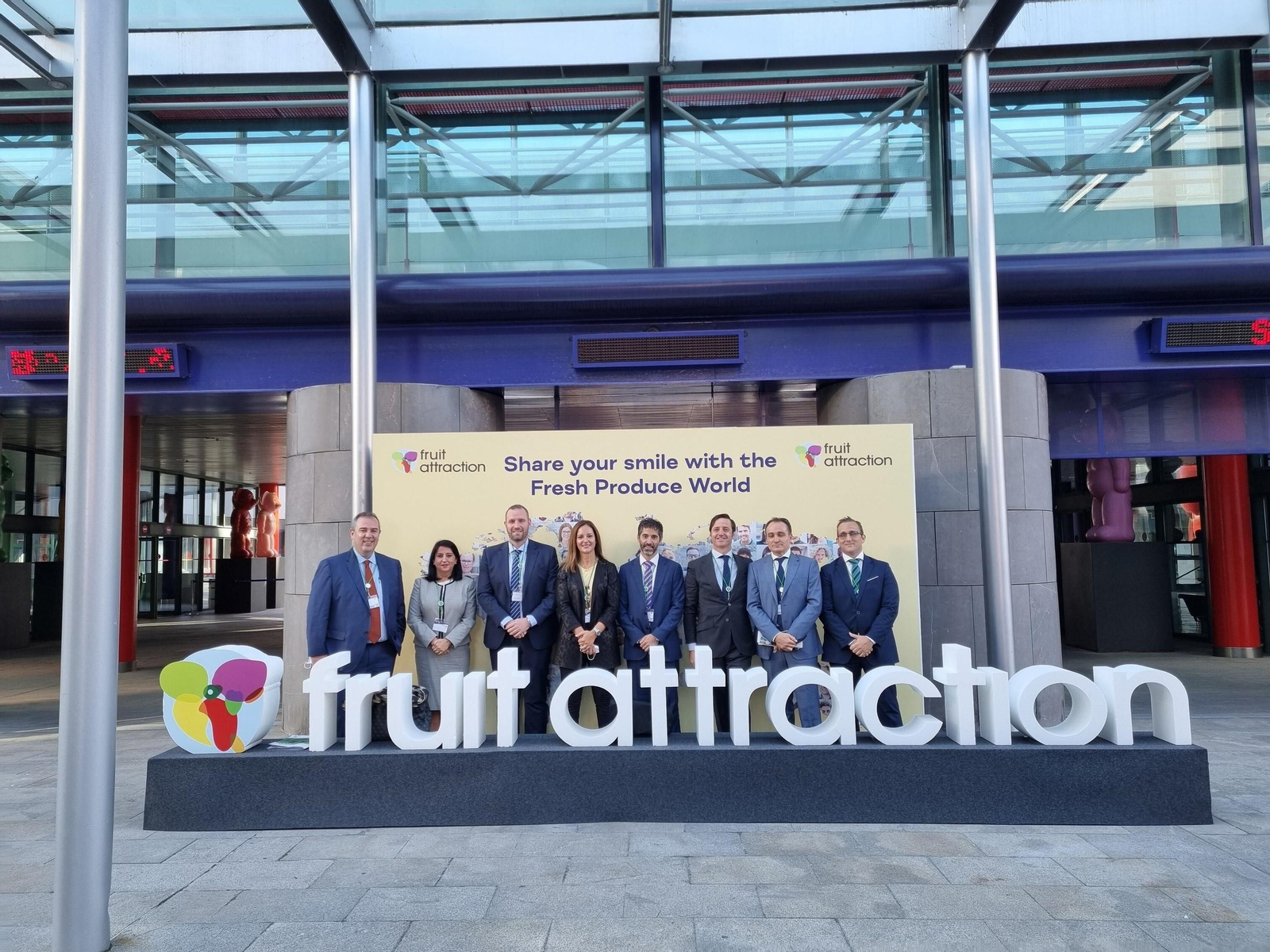 De izquierda a derecha, Sergio González, Marina González, Alberto Martín, María de la Luz Moreno, Raúl García-Varela, Víctor Herrero, Ignacio Espigares y Néstor Jiménez.