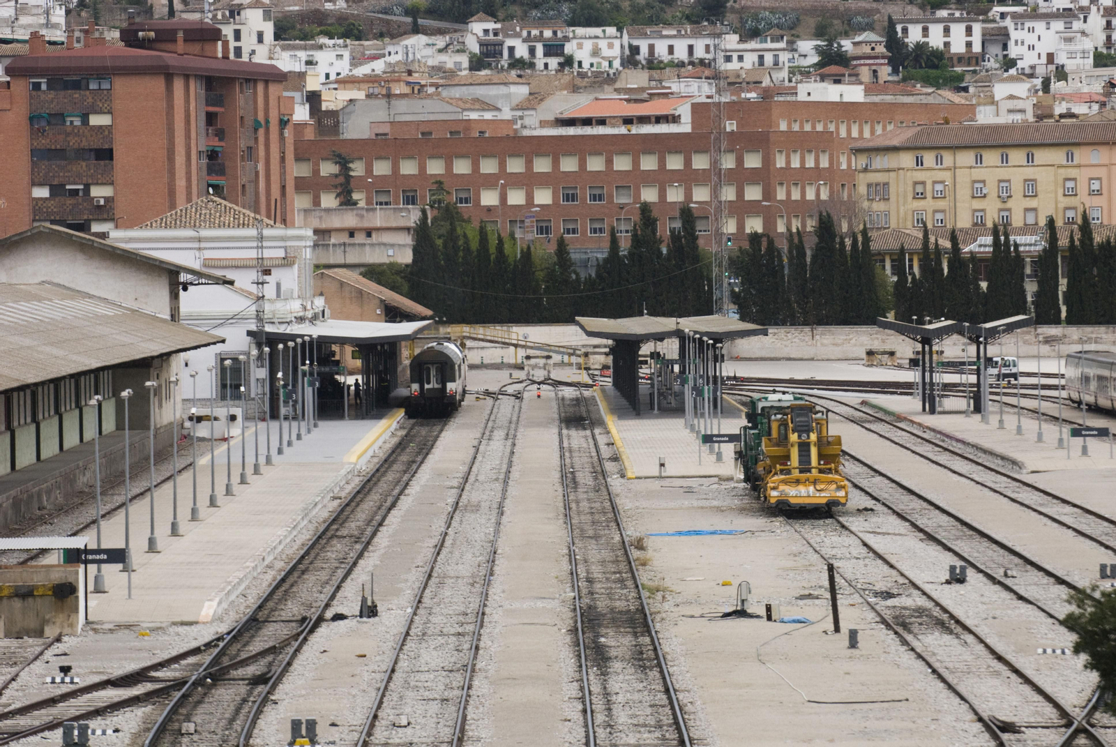 El proyecto municipal prevé triplicar el terreno para viviendas y comercio en la zona.