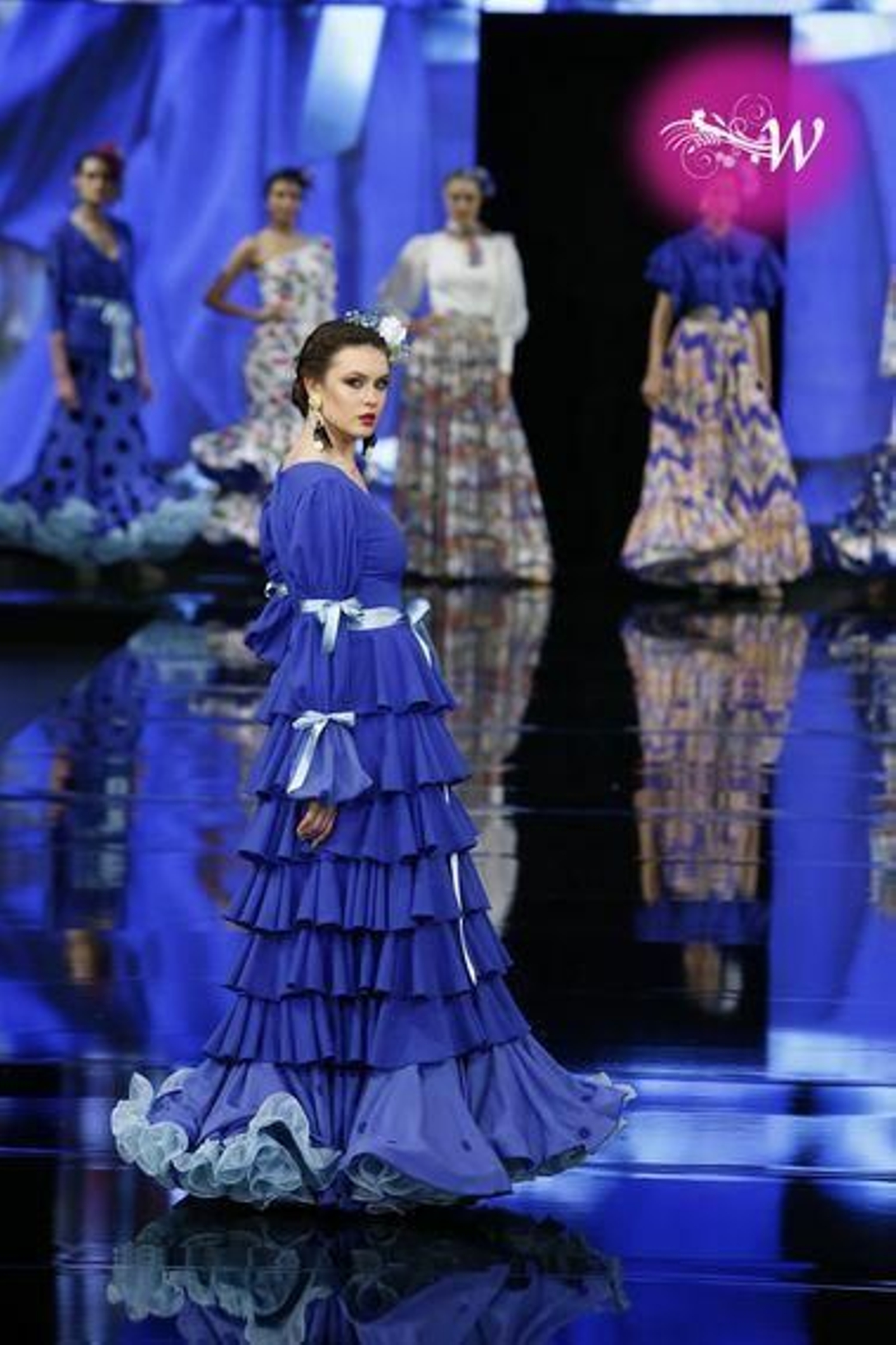 Carmen Vega presenta su colección en SIMOF 2020, todas las fotos de su desfile