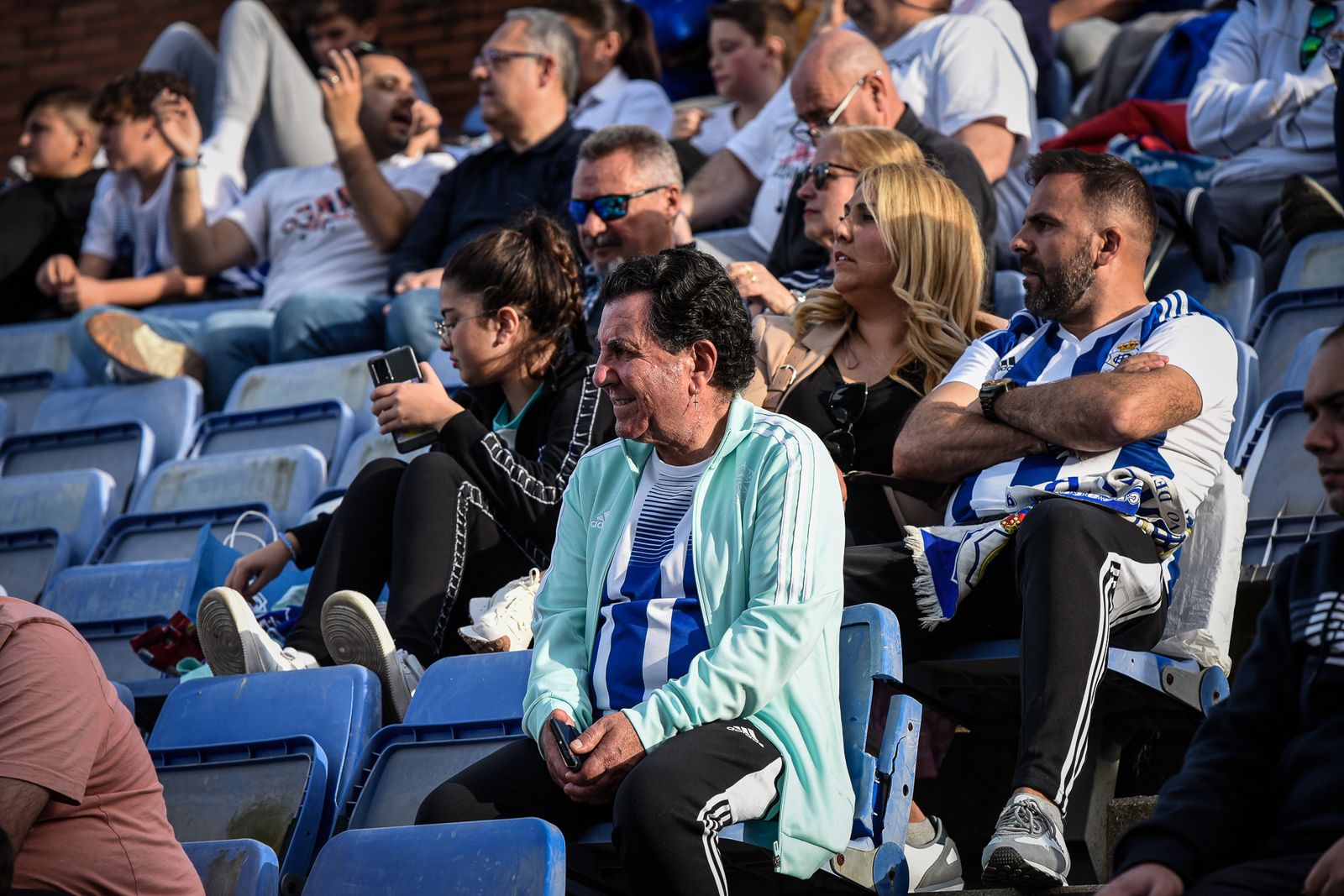 Imágenes de la afición en el Recreativo - Granada