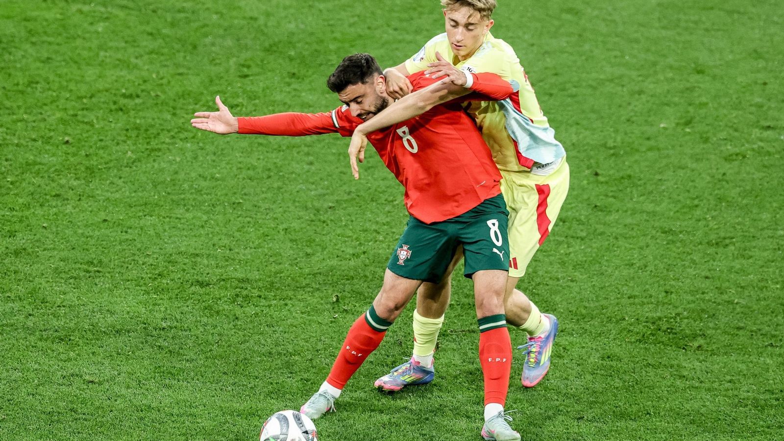 Dean Huijsen e Isco pierden la final de la Nations League en los penaltis