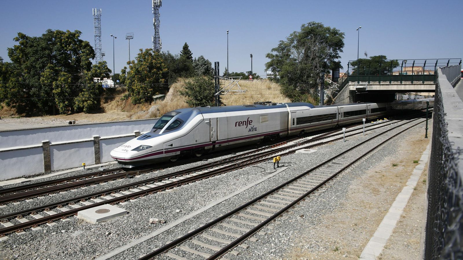 El 26 de junio de este año se pusieron en marcha las conexiones de Alta Velocidad en Granada.