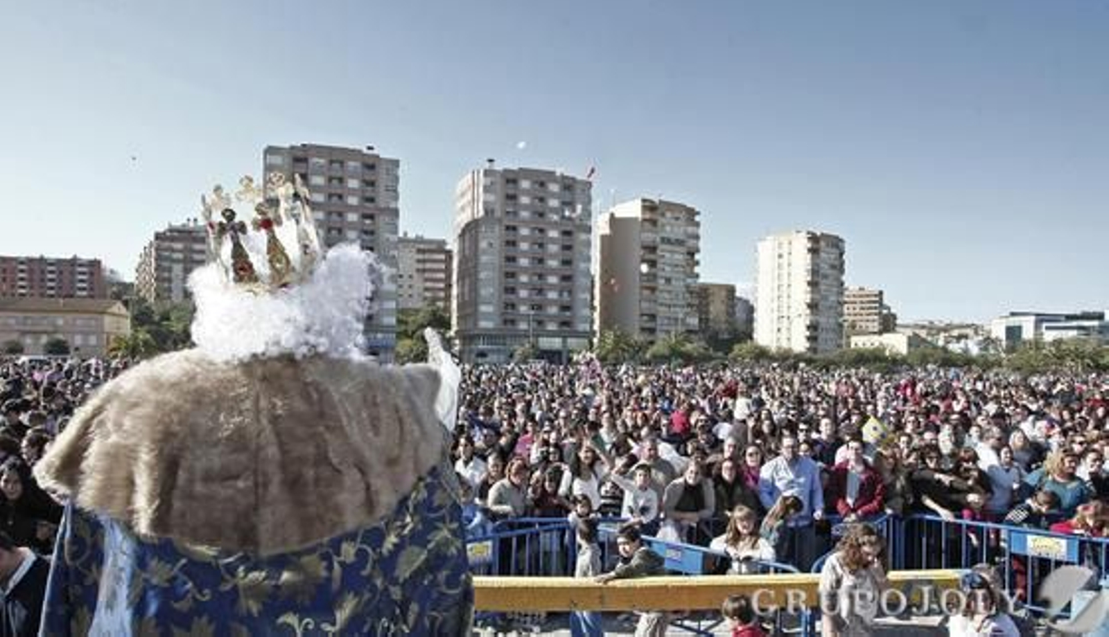 El Arrastre de latas, a su conclusión en el Llano Amarillo.