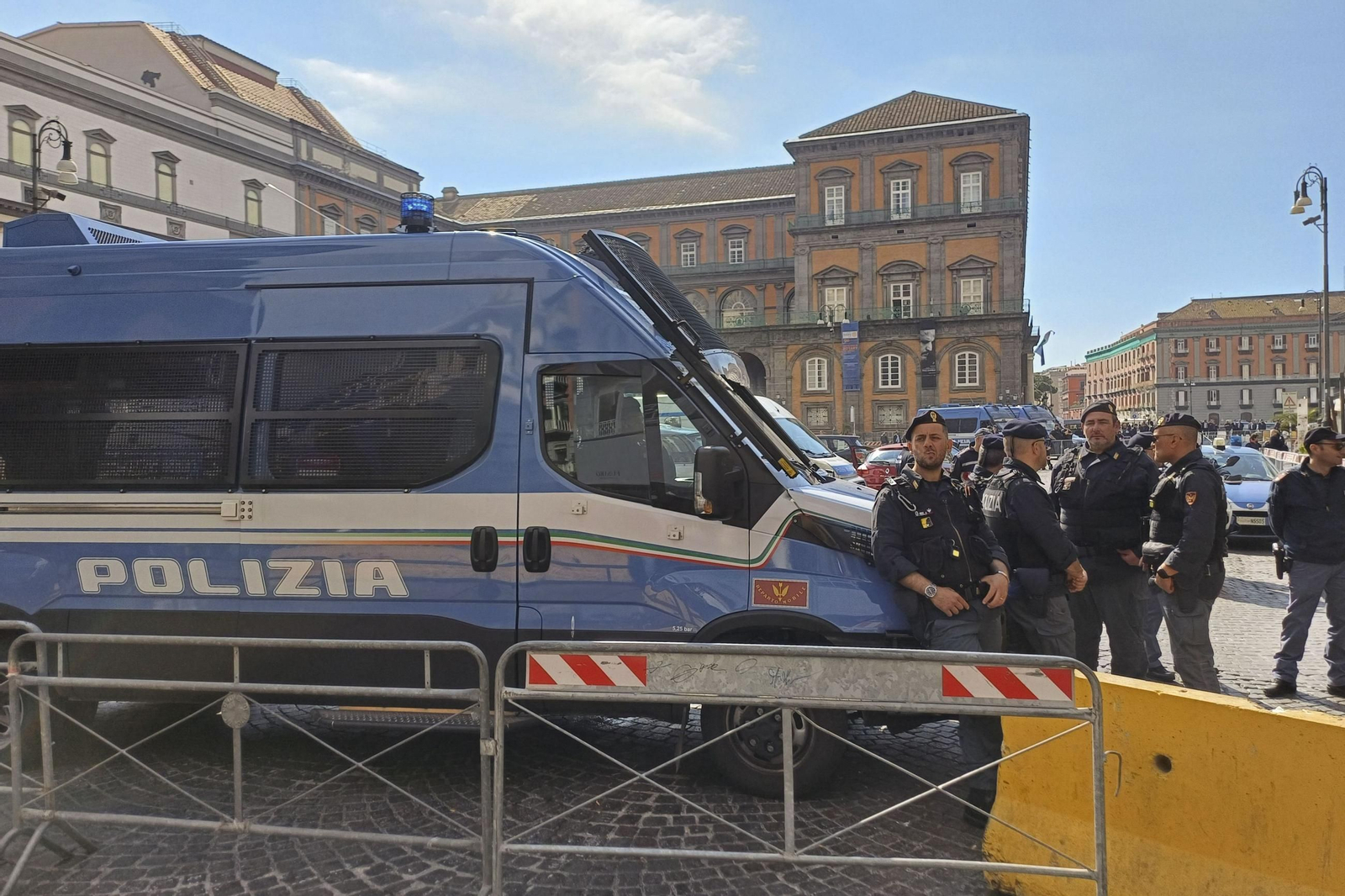 Agentes de Policía en Napoles.