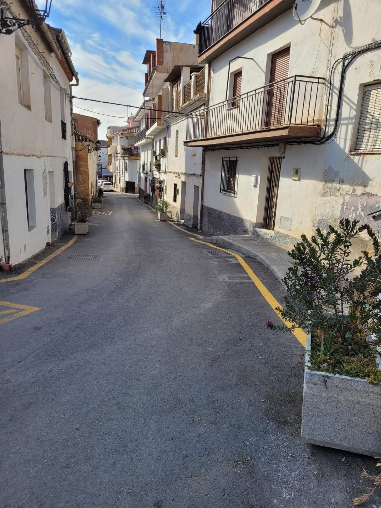 Las calles del municipio se han mejorado en esta última legislatura.