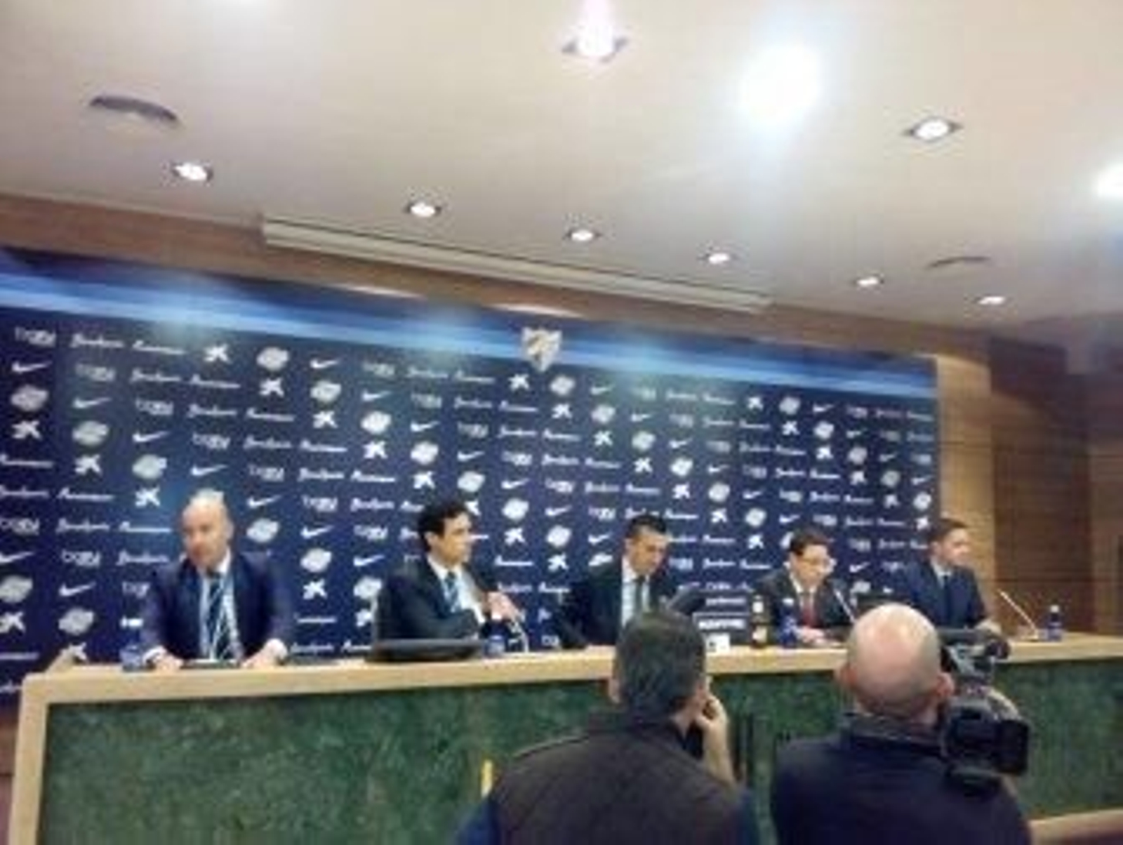 El jeque promete una nueva era en el Málaga a través de un bufete de abogados