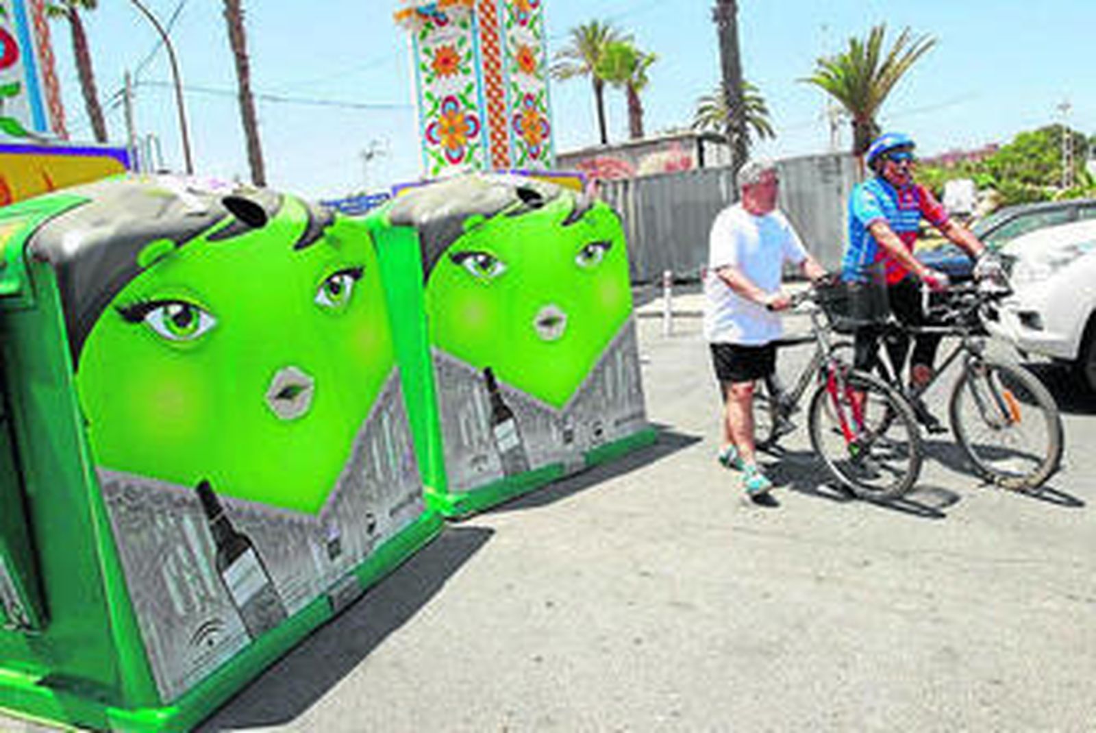 Los contenedores en los que los caseteros deberán depositar el vidrio.